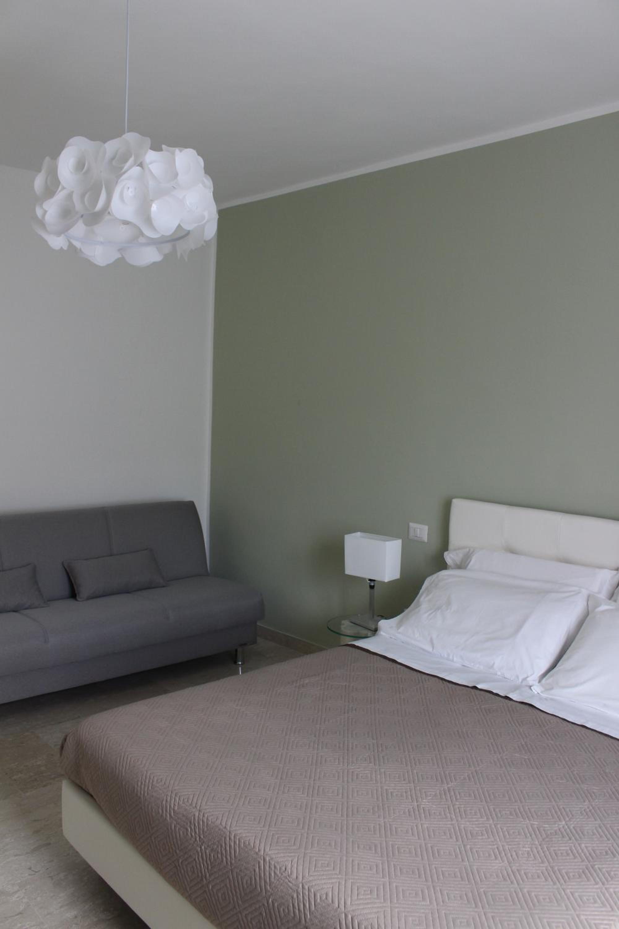 Suite with Spa Bath - Photo 1