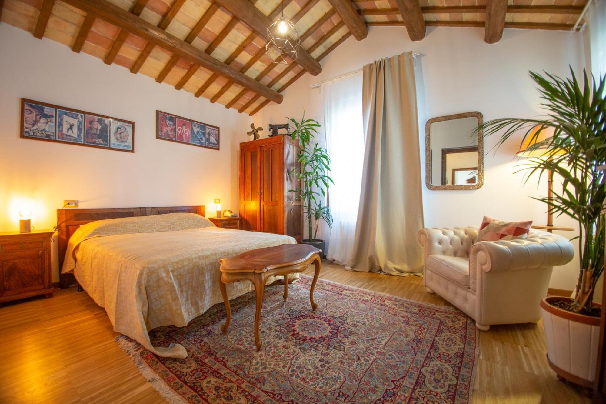 Double Room with Private External Bathroom