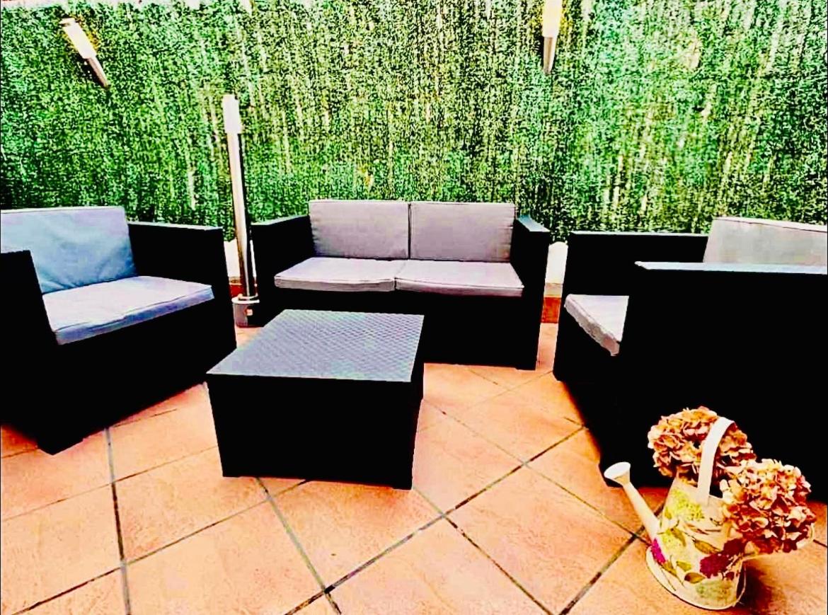 Four-Bedroom House - Photo 32