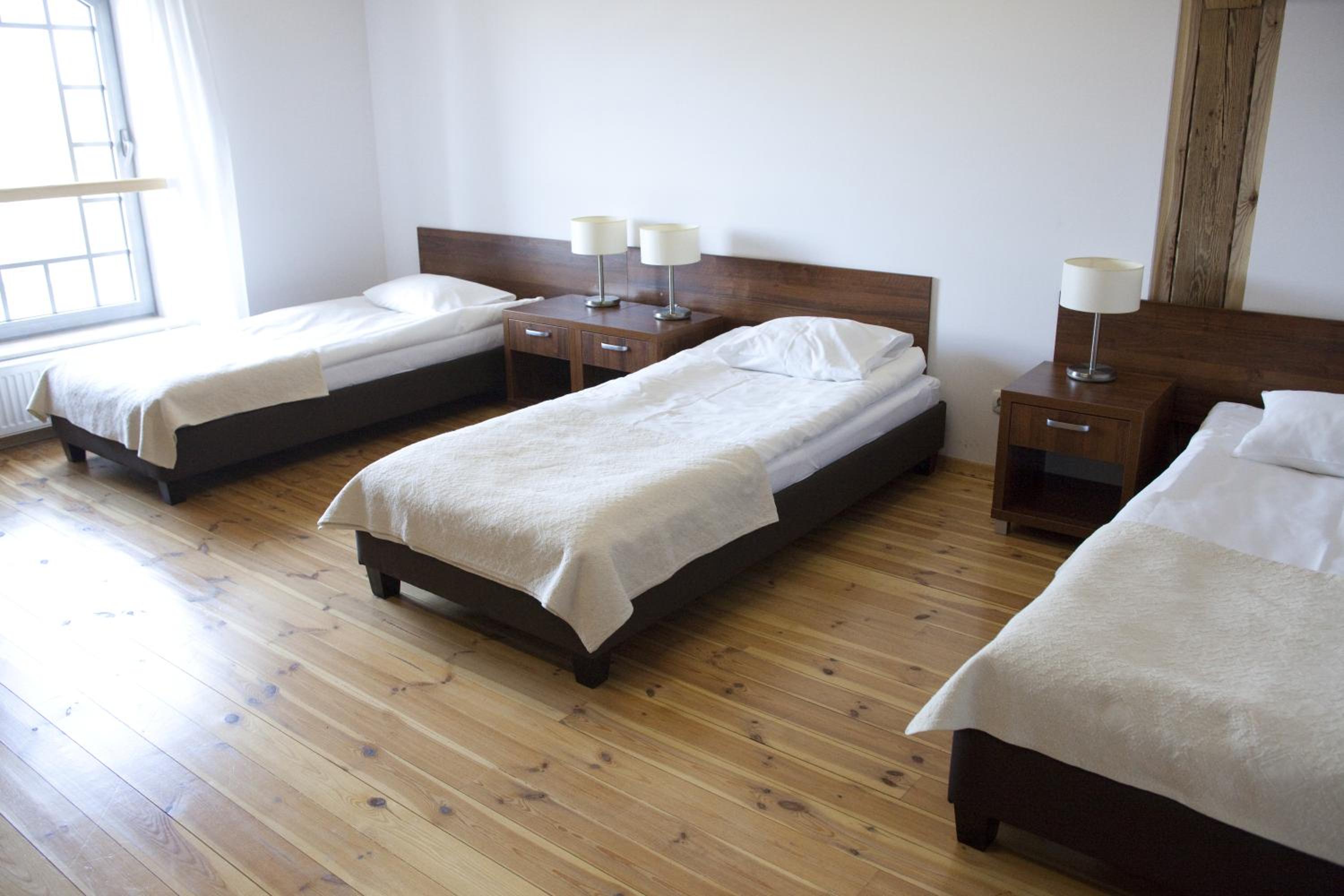 Triple tourist room with shared bathroom photo 1