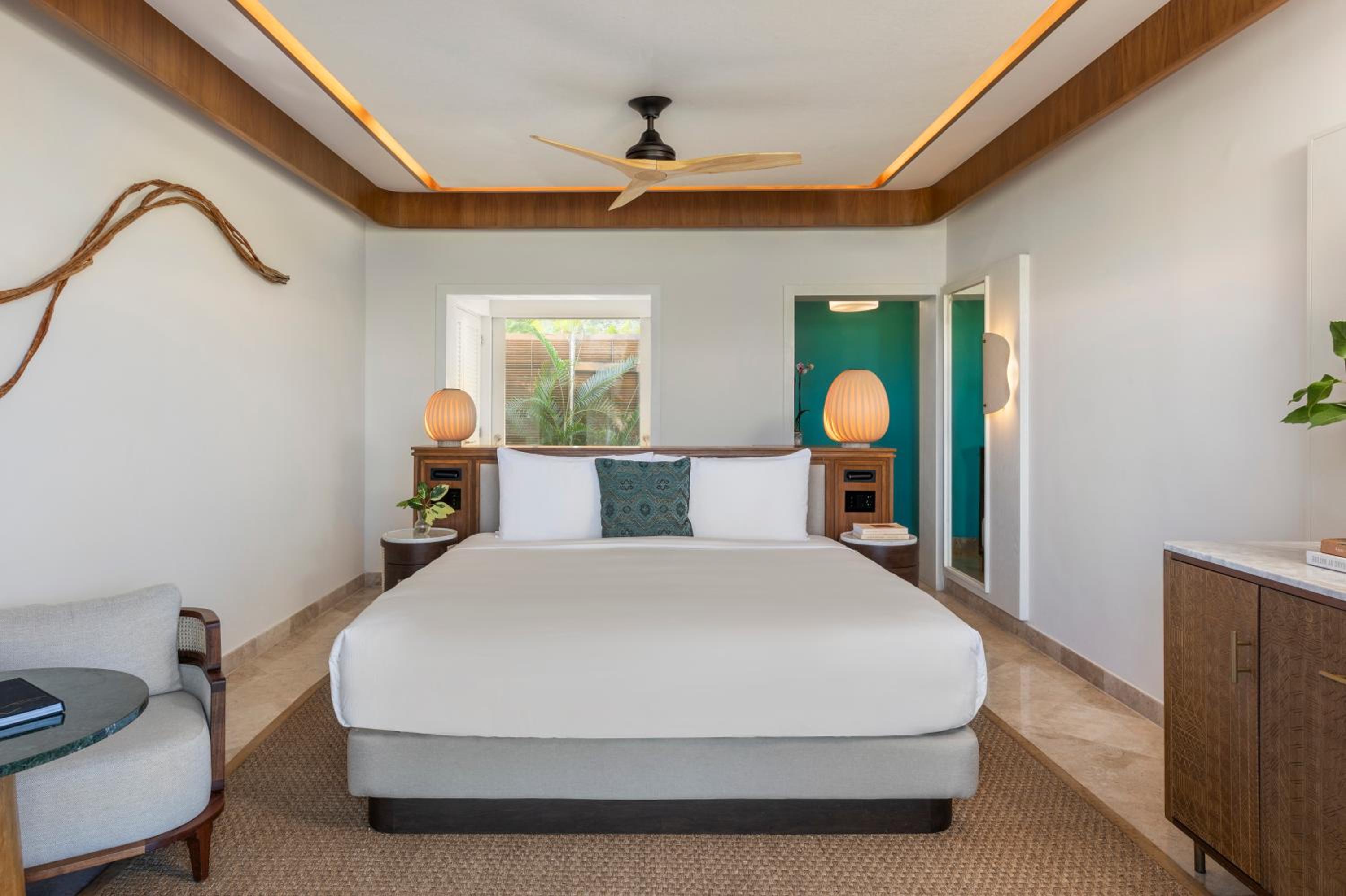 Casita Signature, Suite, 1 King Bed with Sofa bed, Non Smoking, Canal View