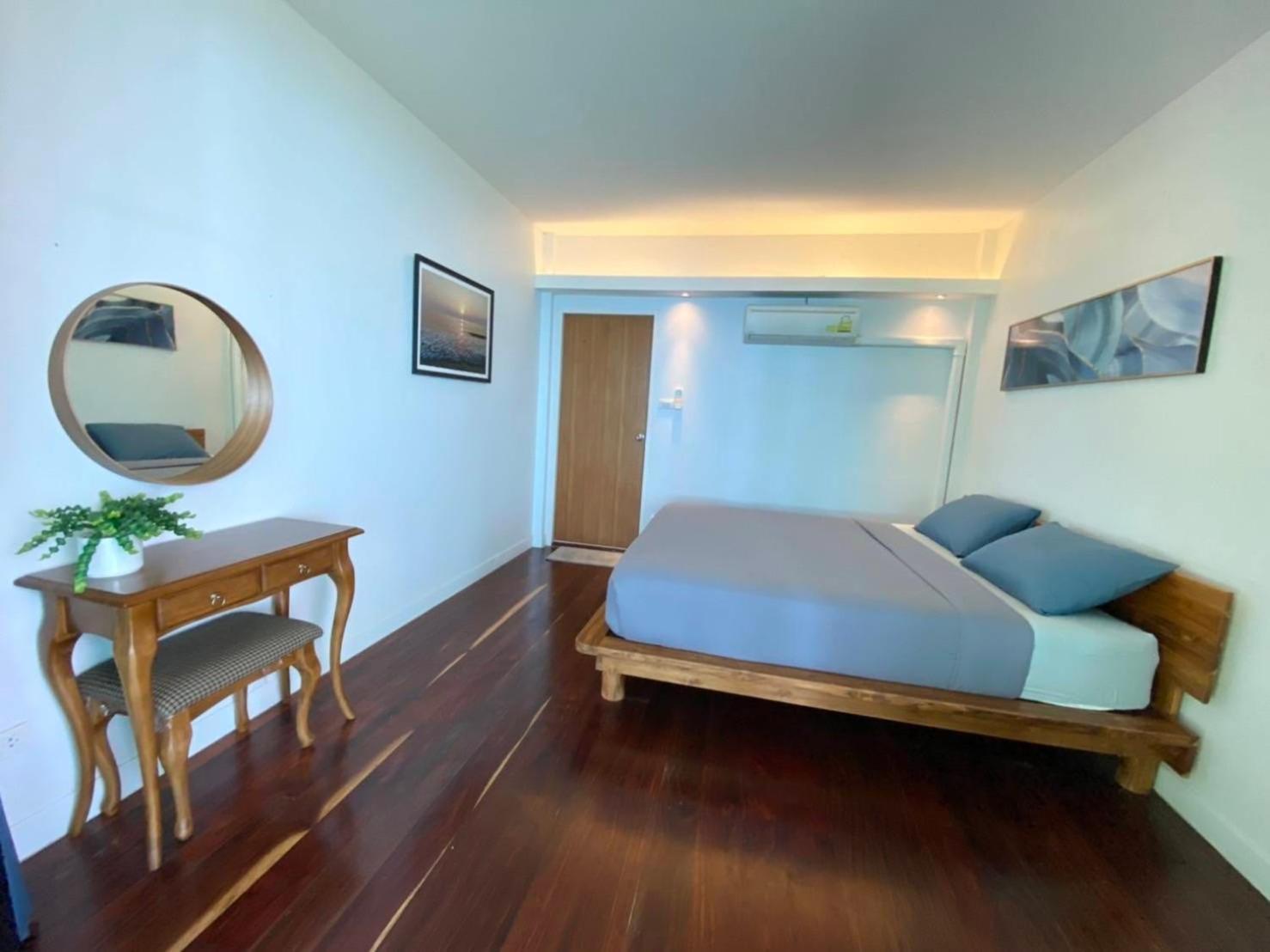 Three-Bedroom House photo 1