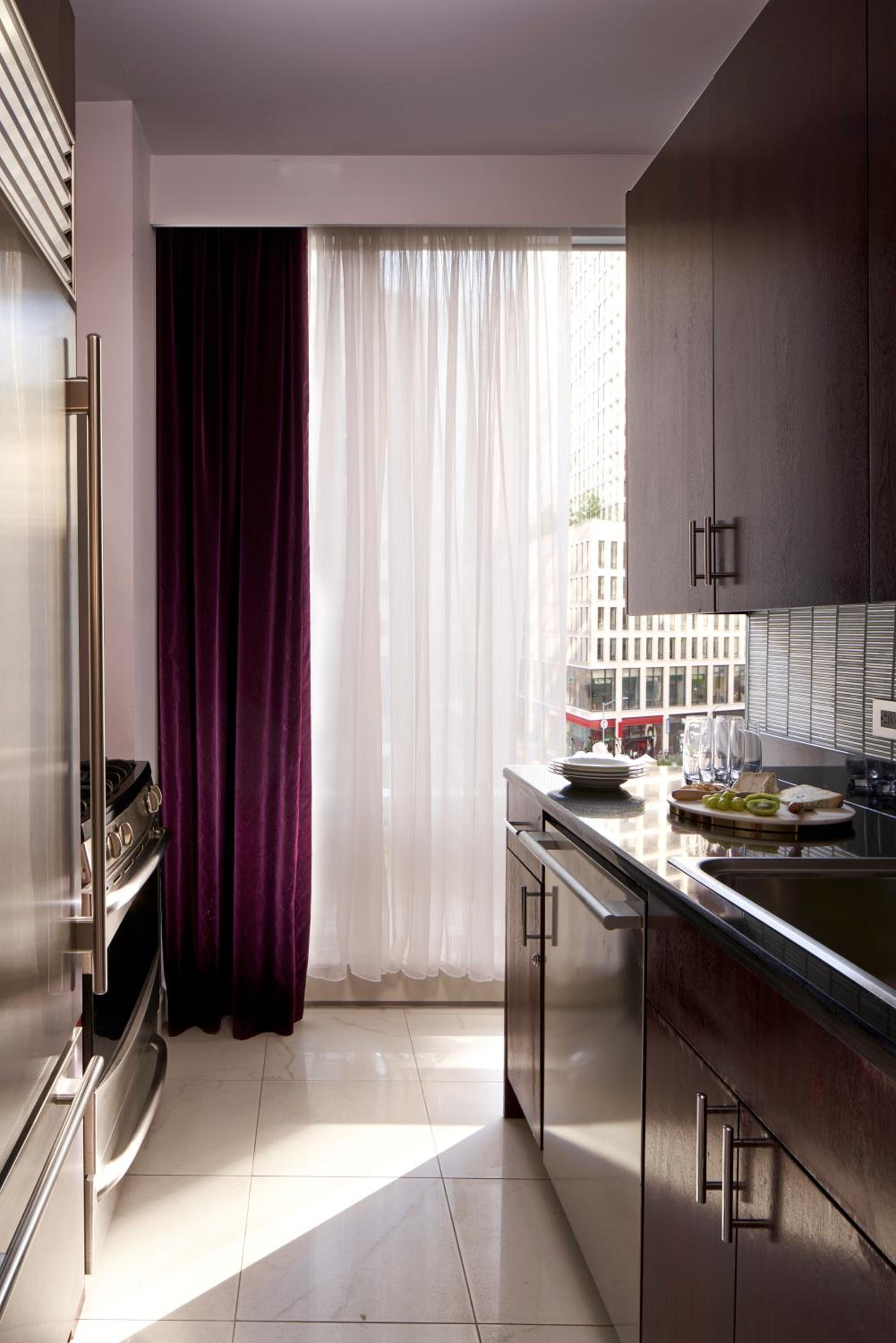 Executive One-Bedroom Suite with City View