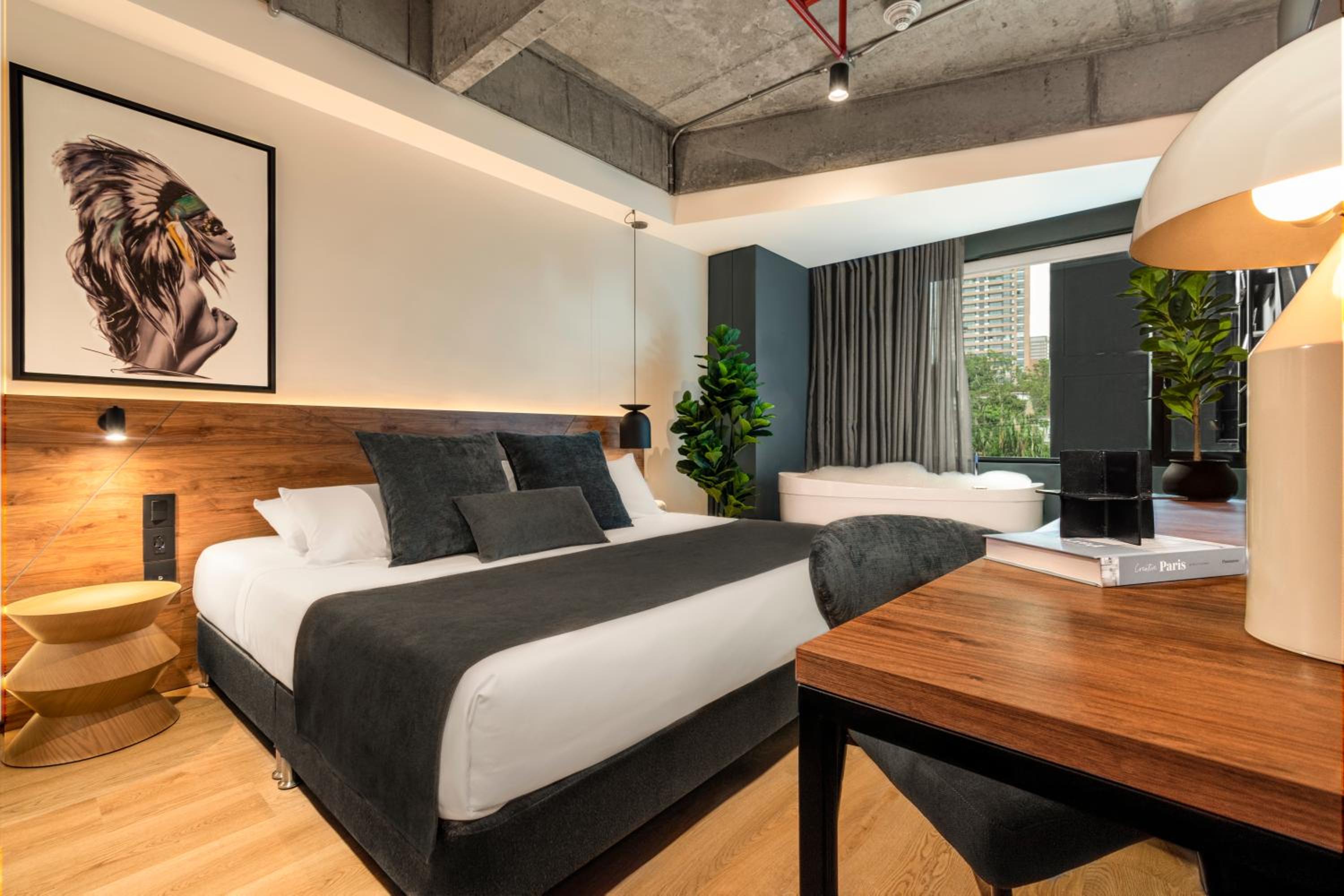 Deluxe Double Room with Bath