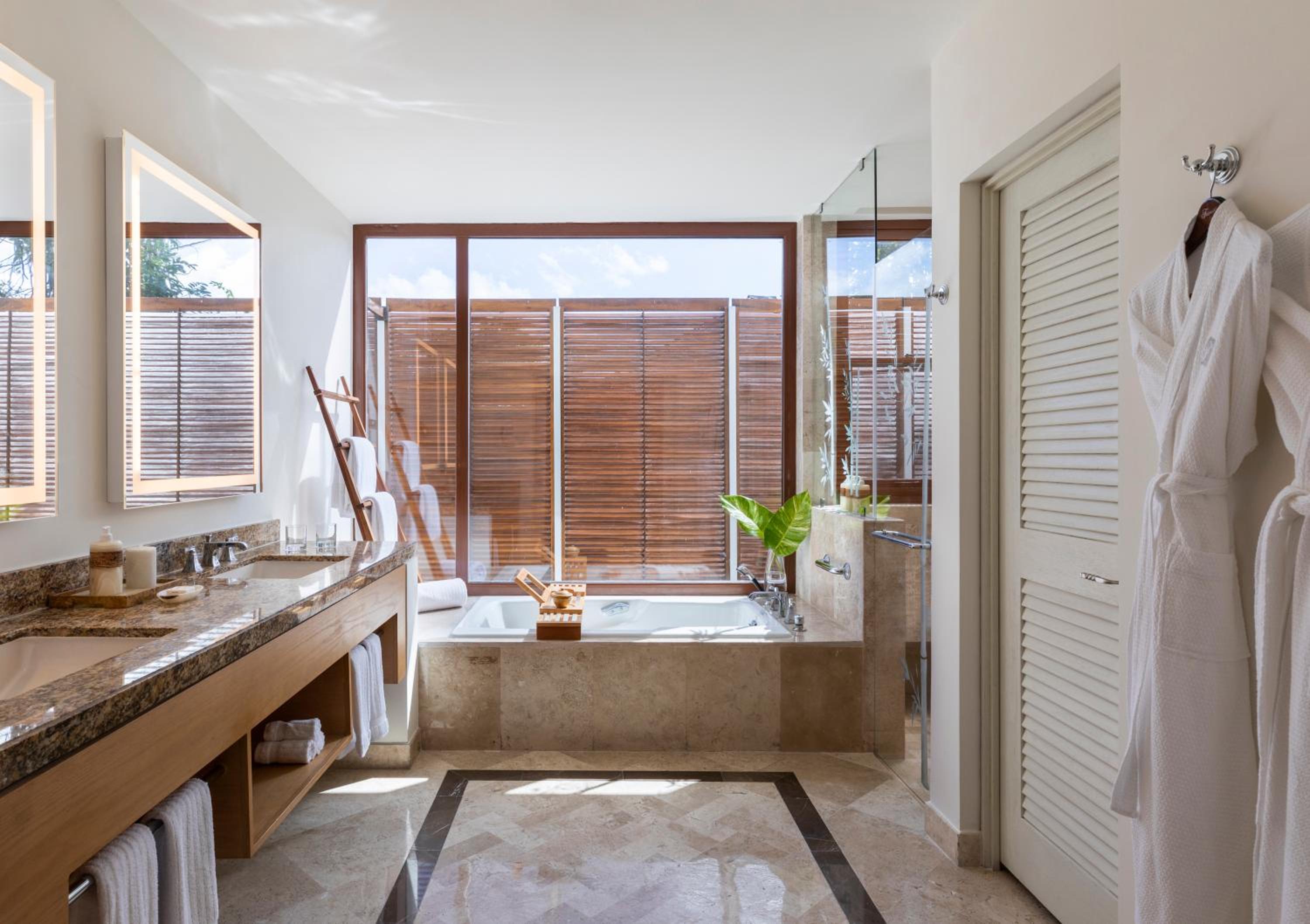 Bambu Suite, 1 King Bed, Private Pool, View
