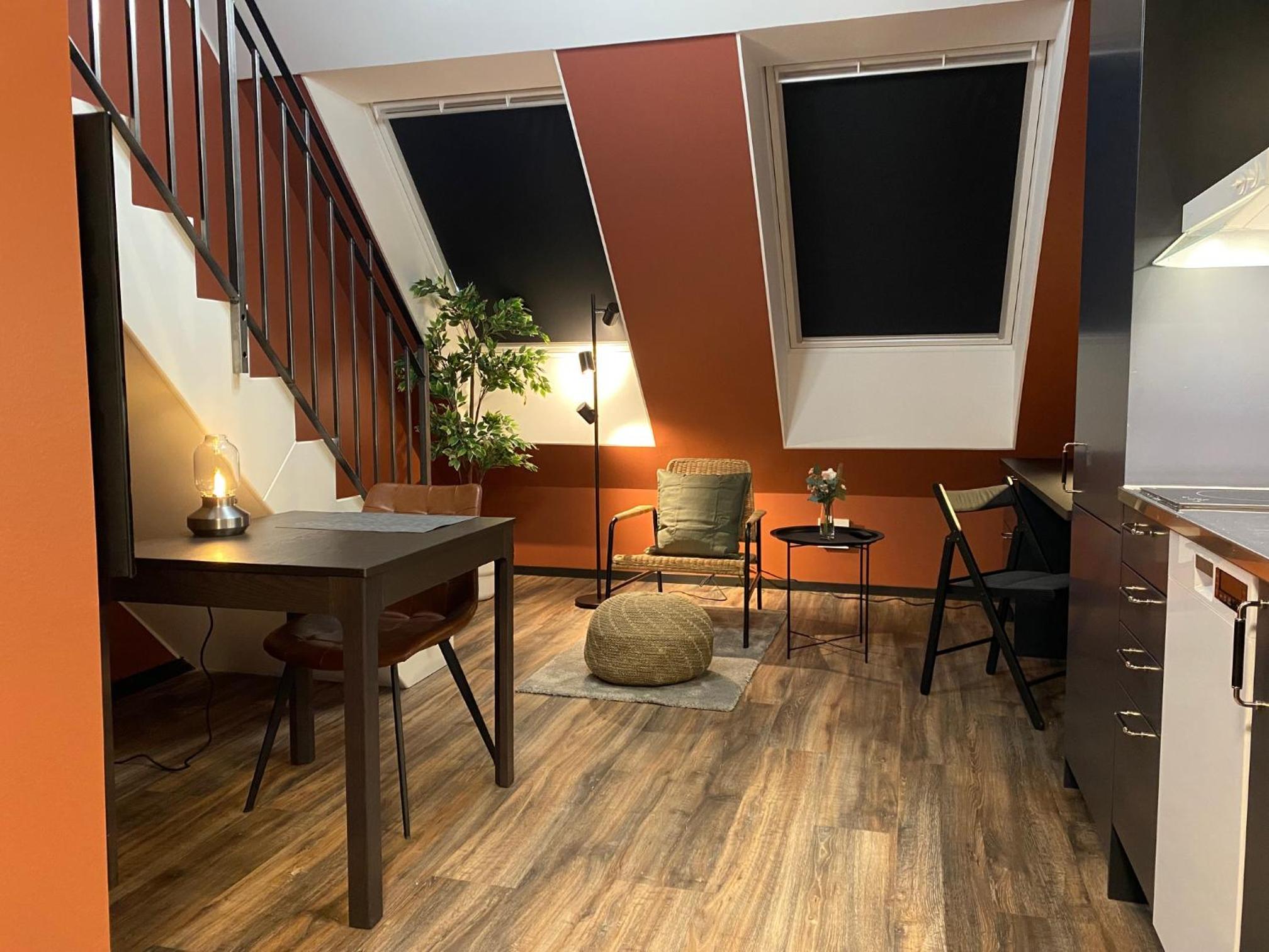 Studio - Split Level