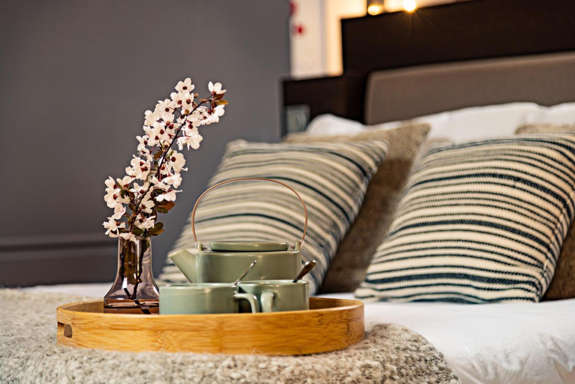 Suite - Photo 3