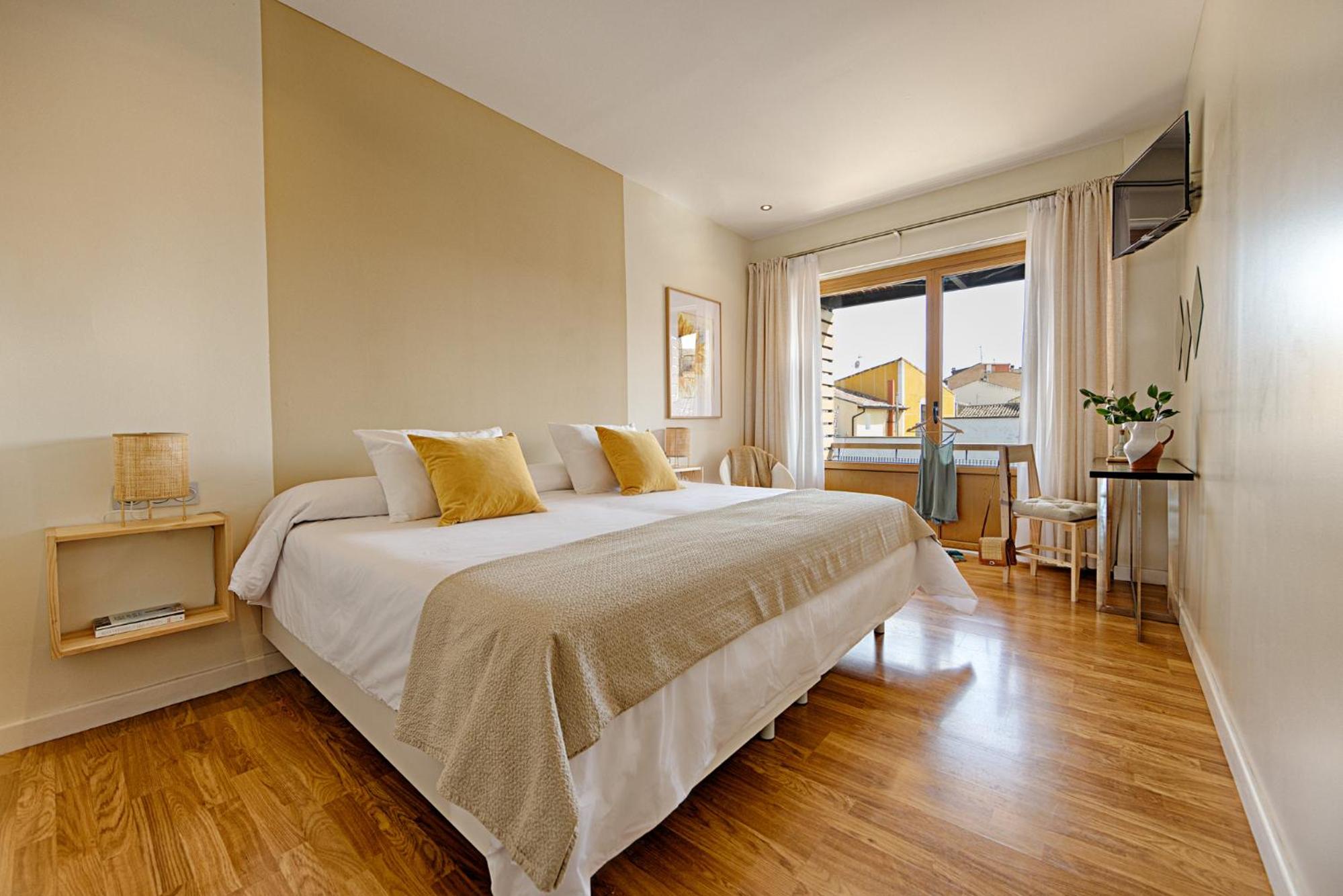 Double or Twin Room - Photo 21