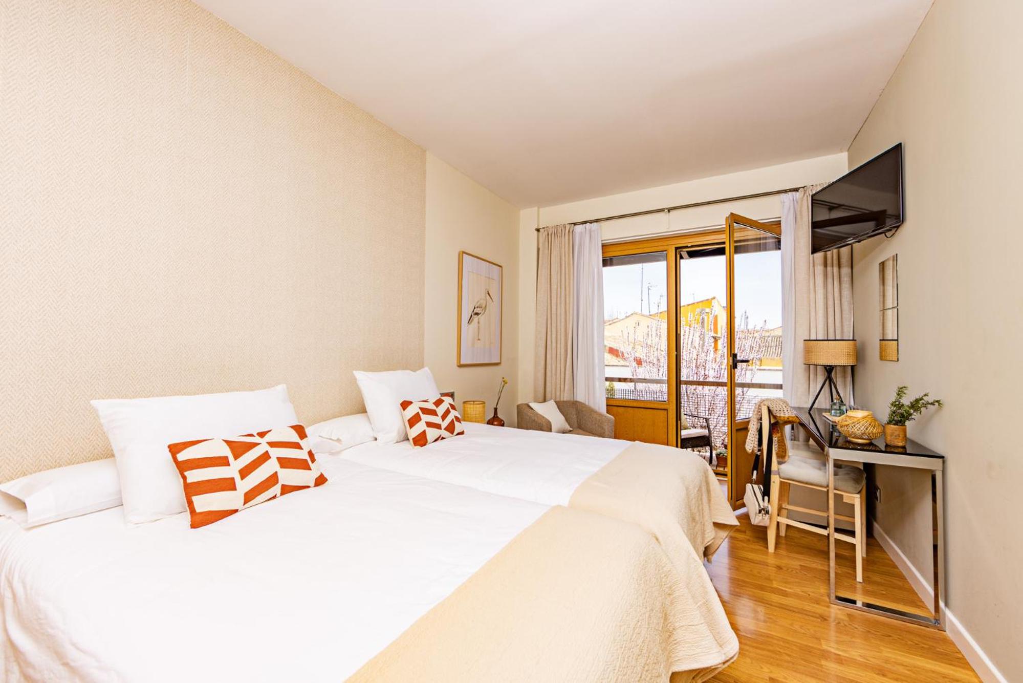 Double or Twin Room - Photo 29