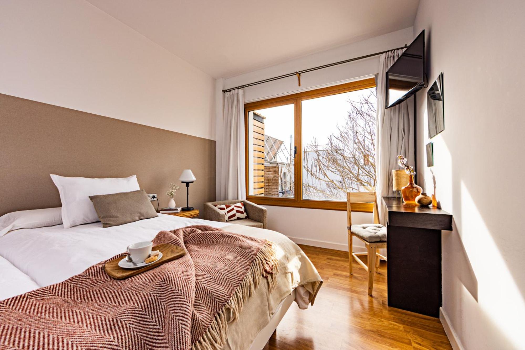 Twin Room - Photo 4
