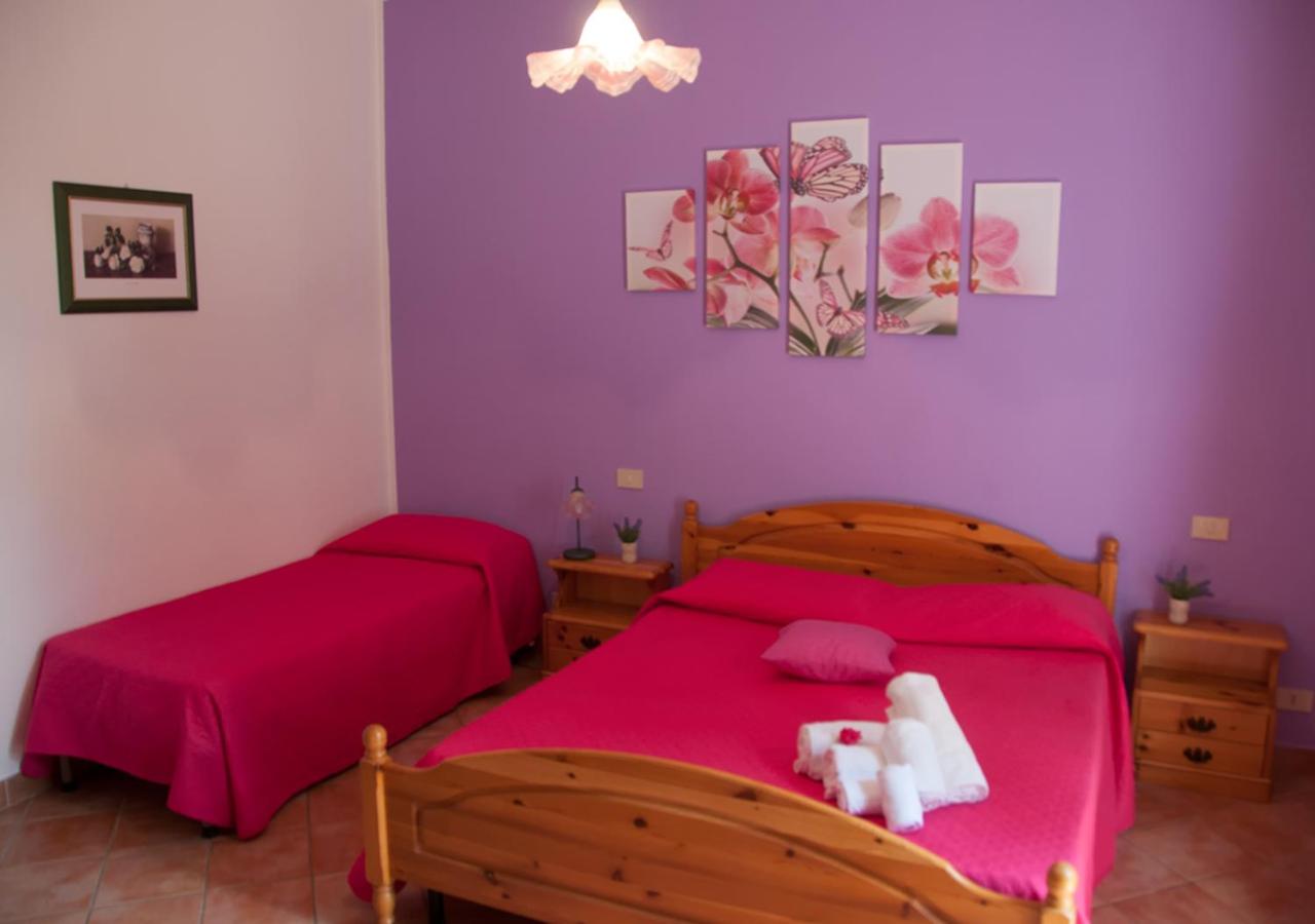 Double or Twin Room - Photo 12