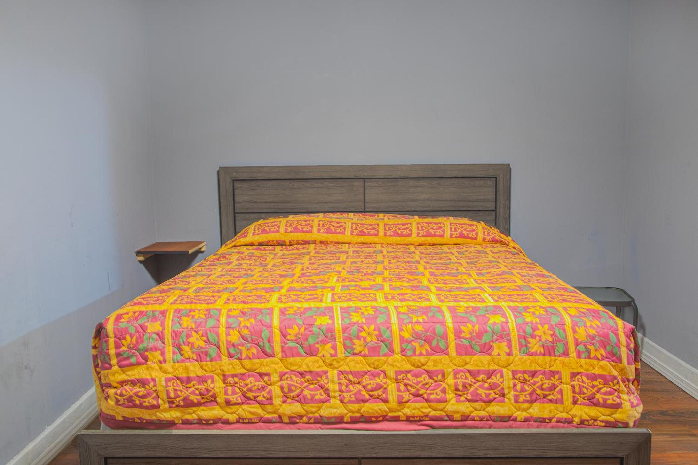 Suite - King Bed - Photo 1