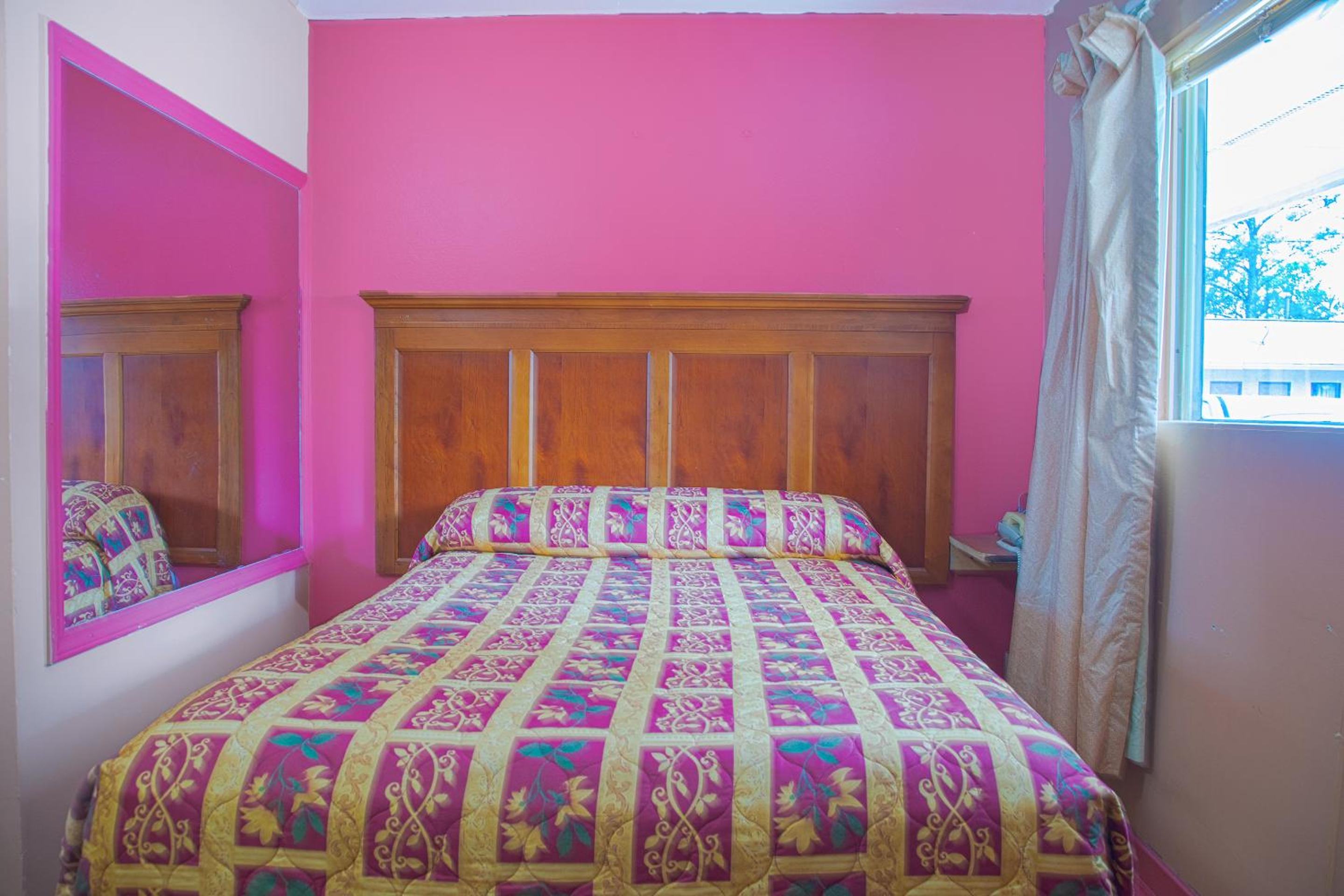 2 Full Beds Non-Smoking - Photo 7
