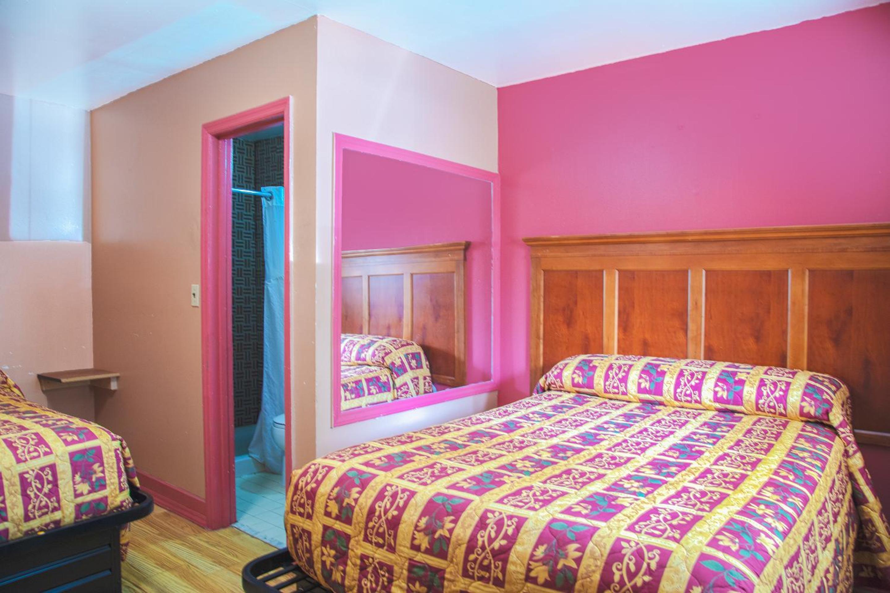 2 Full Beds Non-Smoking - Photo 1