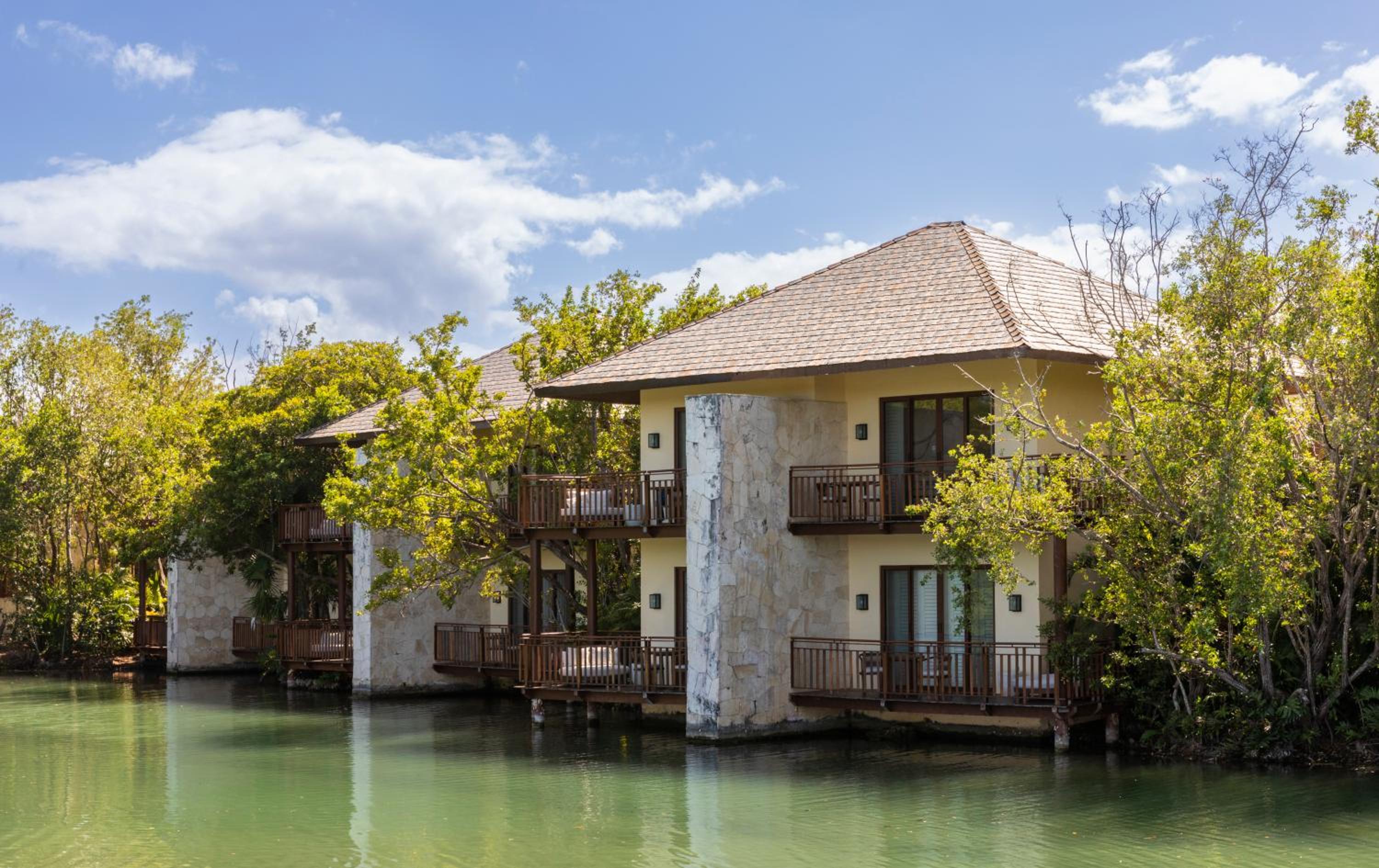 Signature Casita Suite King