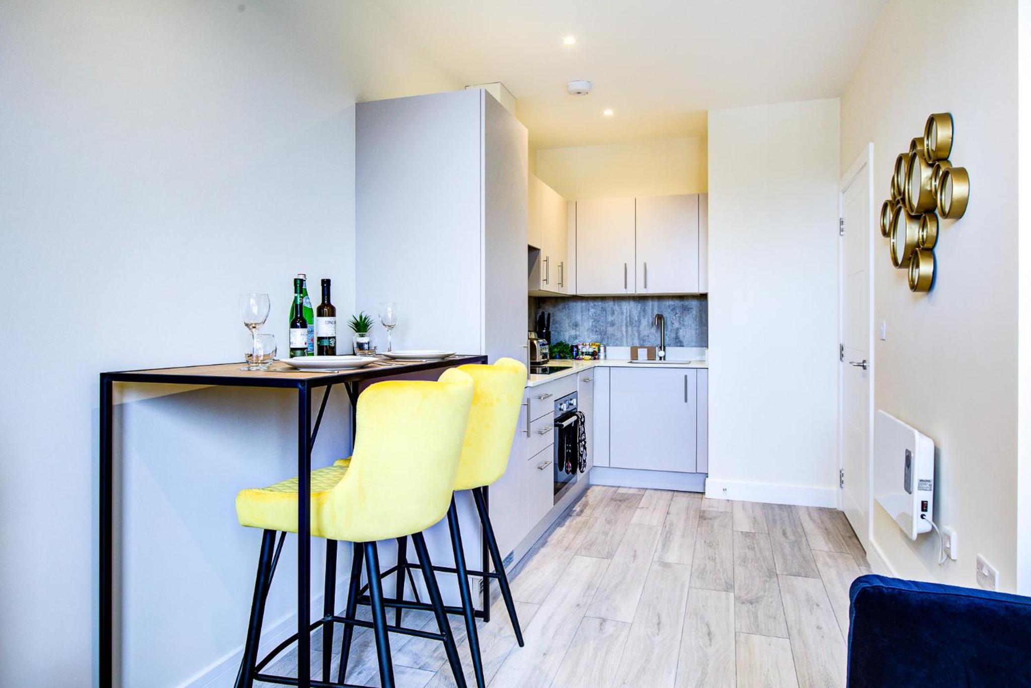 One-Bedroom Apartment - Photo 7