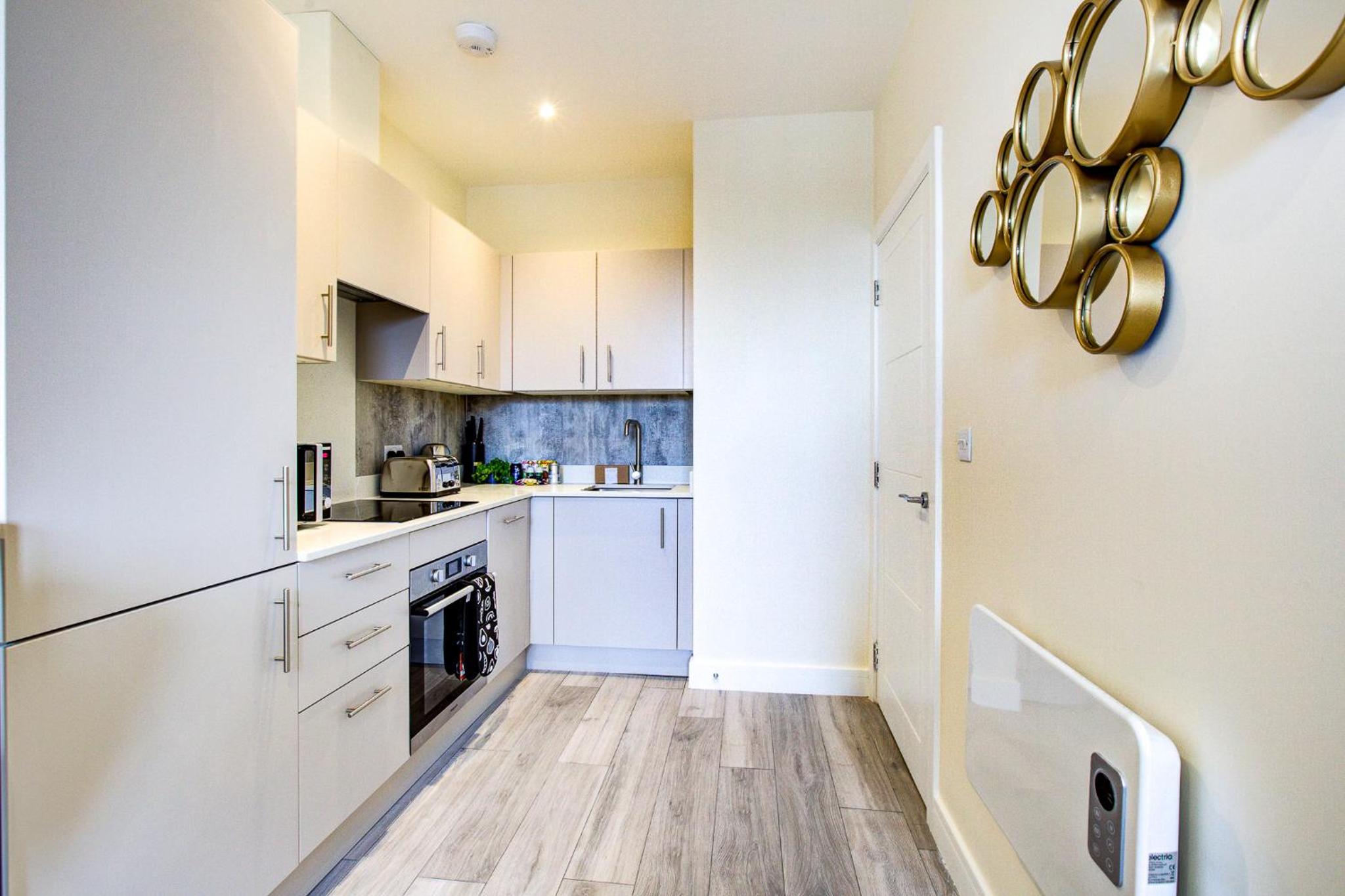 One-Bedroom Apartment - Photo 21