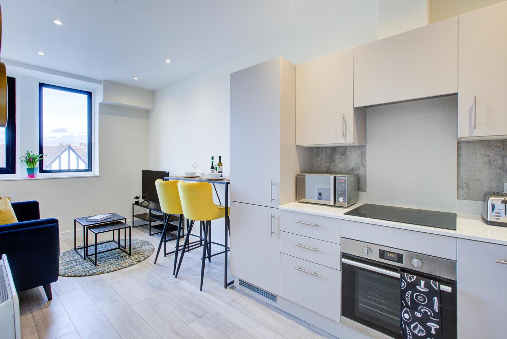 One-Bedroom Apartment - Photo 8
