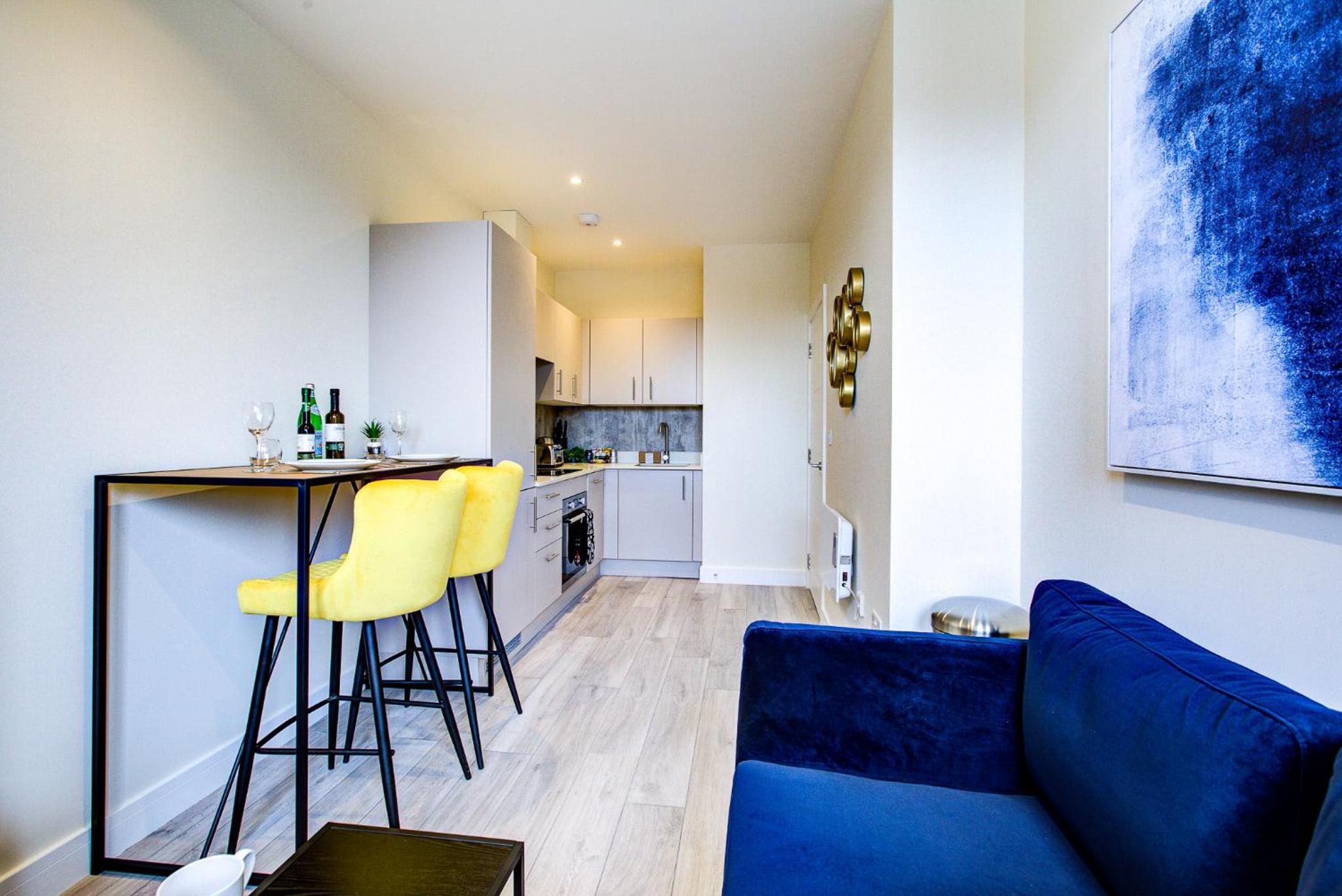 One-Bedroom Apartment - Photo 15