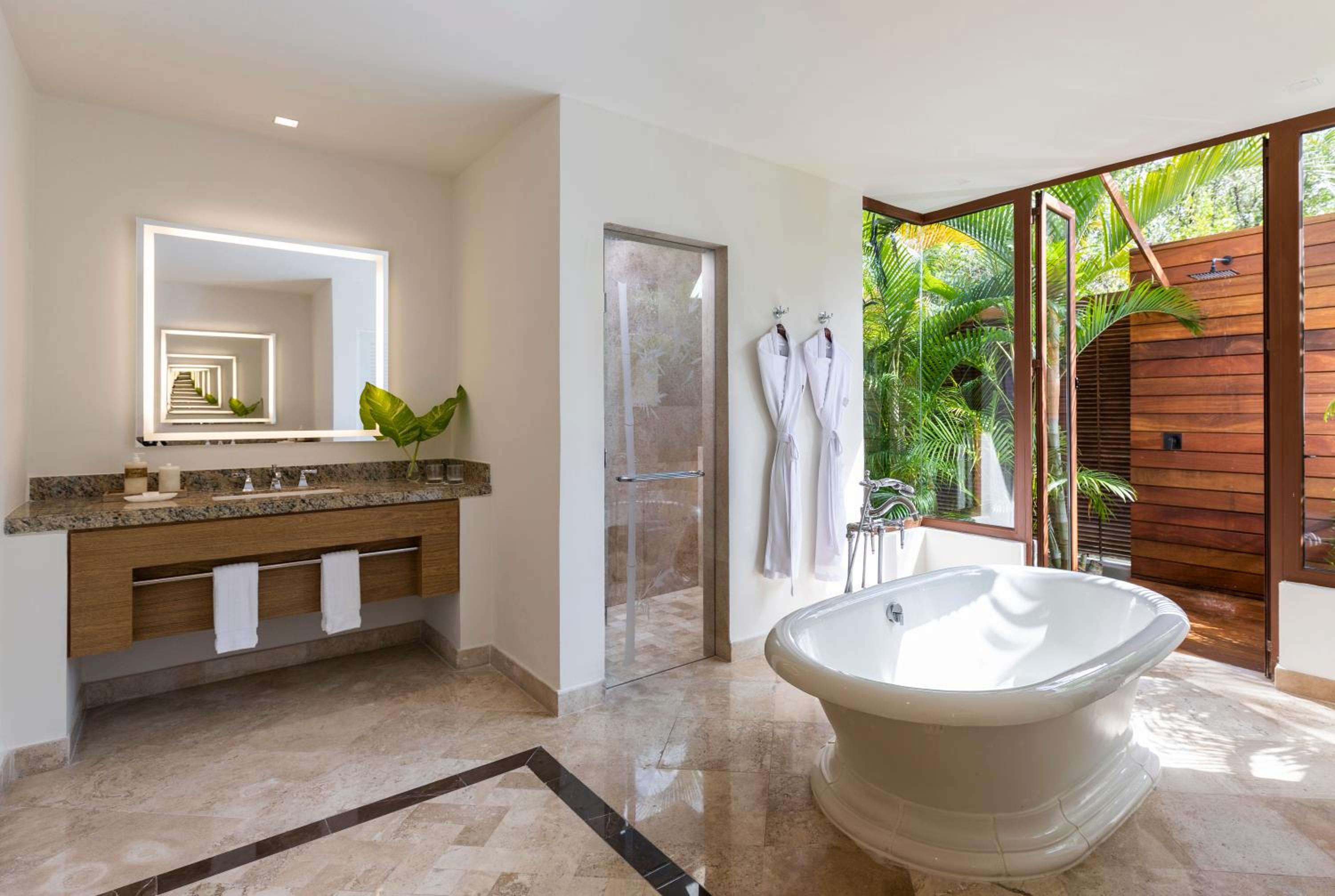 Tortuga Presidential Suite thumbnail 6