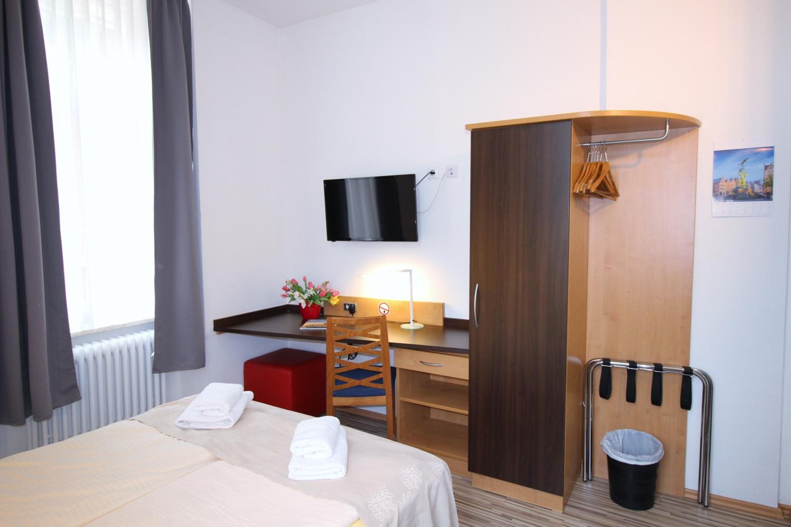 Small Double Room photo 3