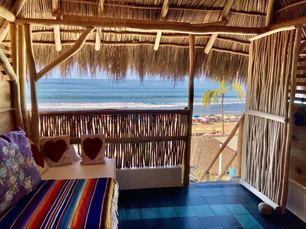 Superior Triple Room with Sea View - Photo 26