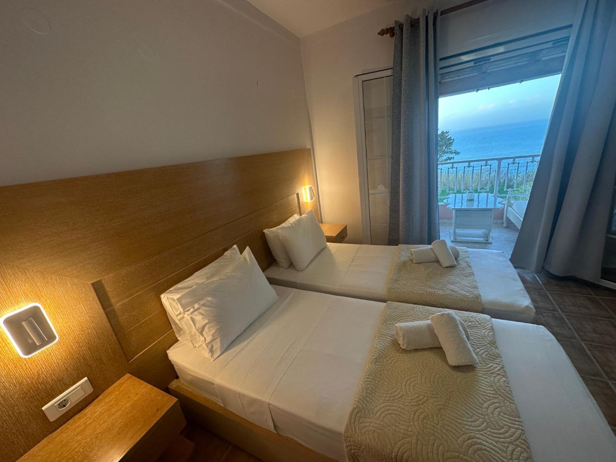 Apartment - Split Level