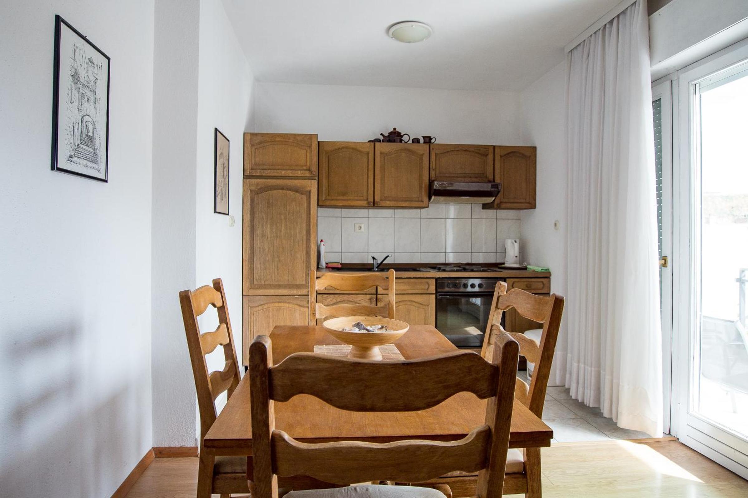Apartment With Balcony photo 2