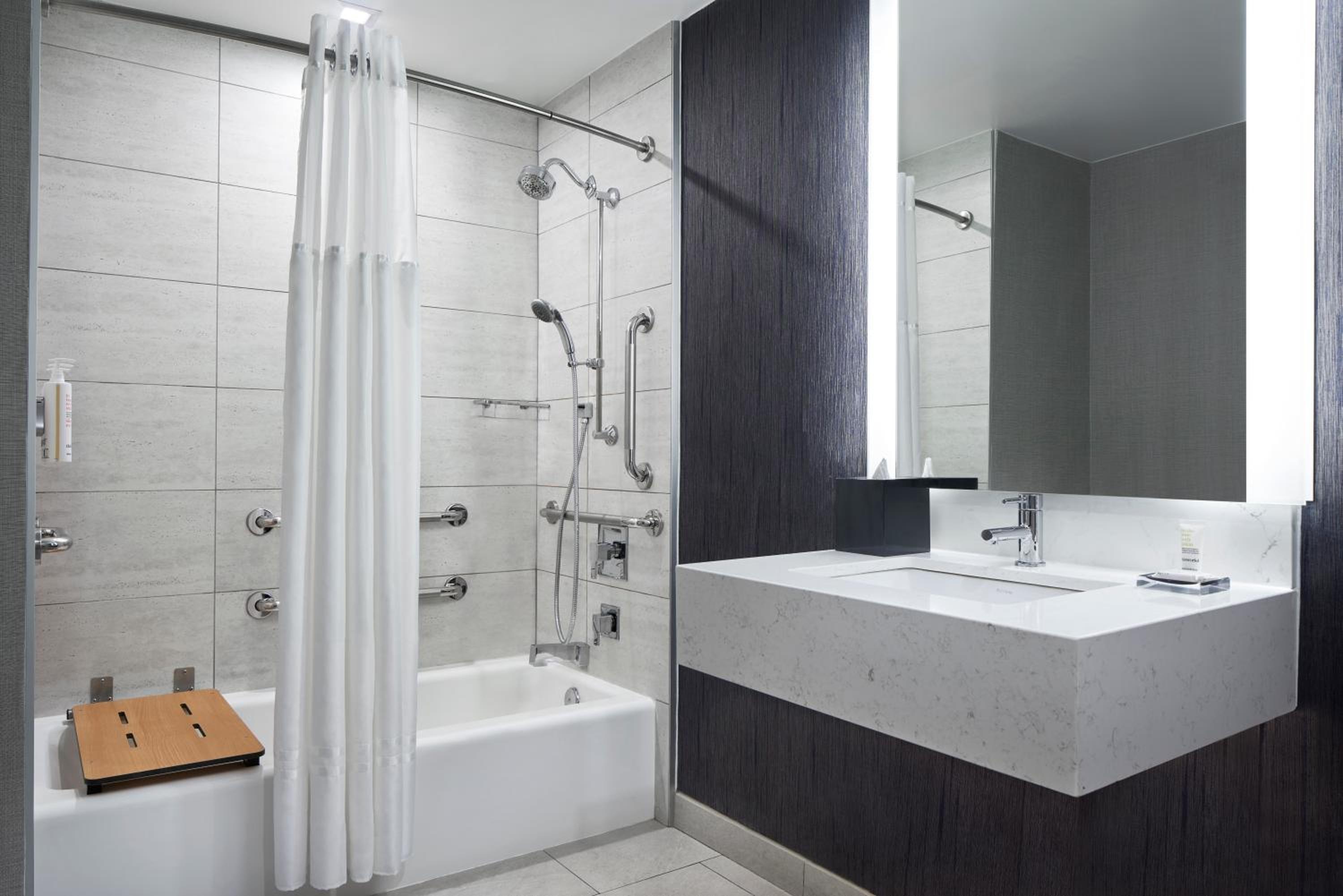 King Room with Sofa Bed (Upon Request) and Tub - Mobility Accessible