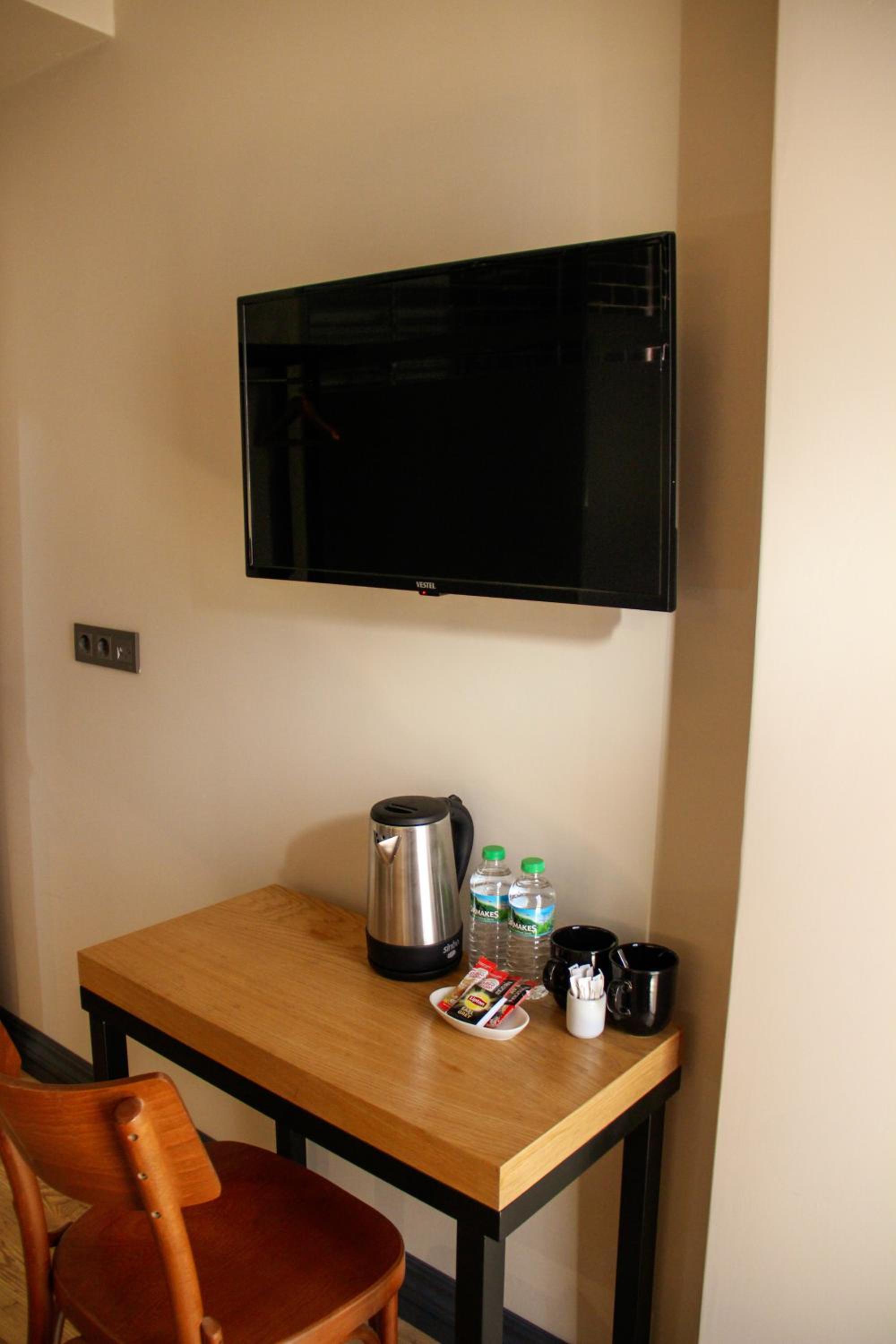 Economy Double Room photo 3