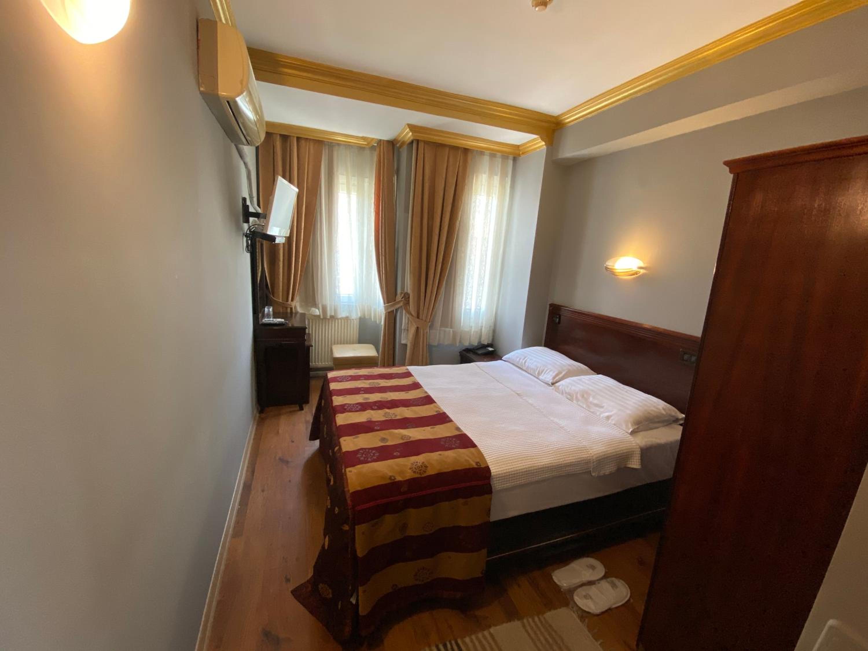 Standard Single Room photo 2
