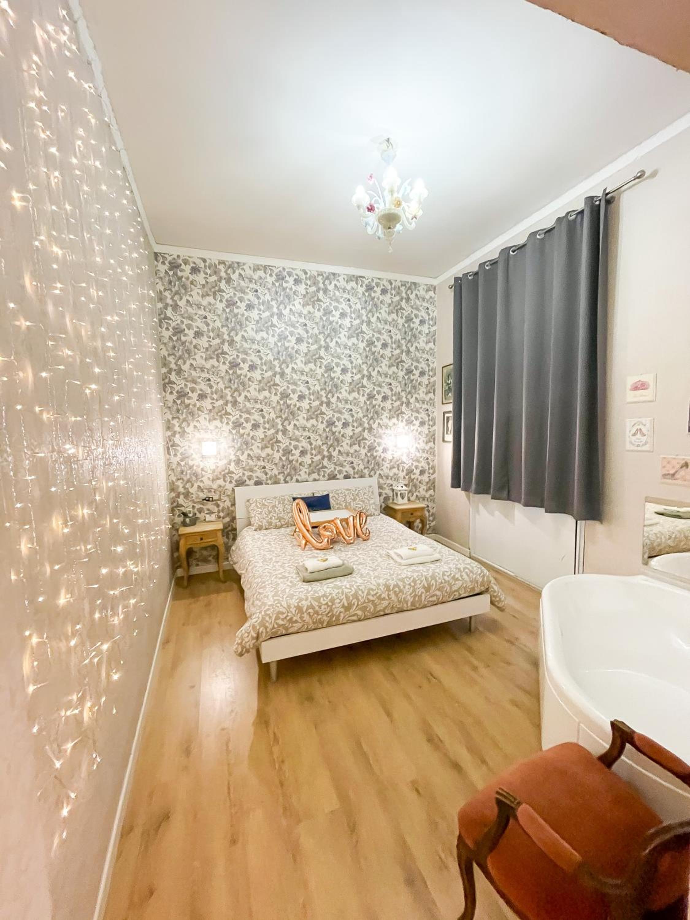 Queen Room with Spa Bath - Photo 5