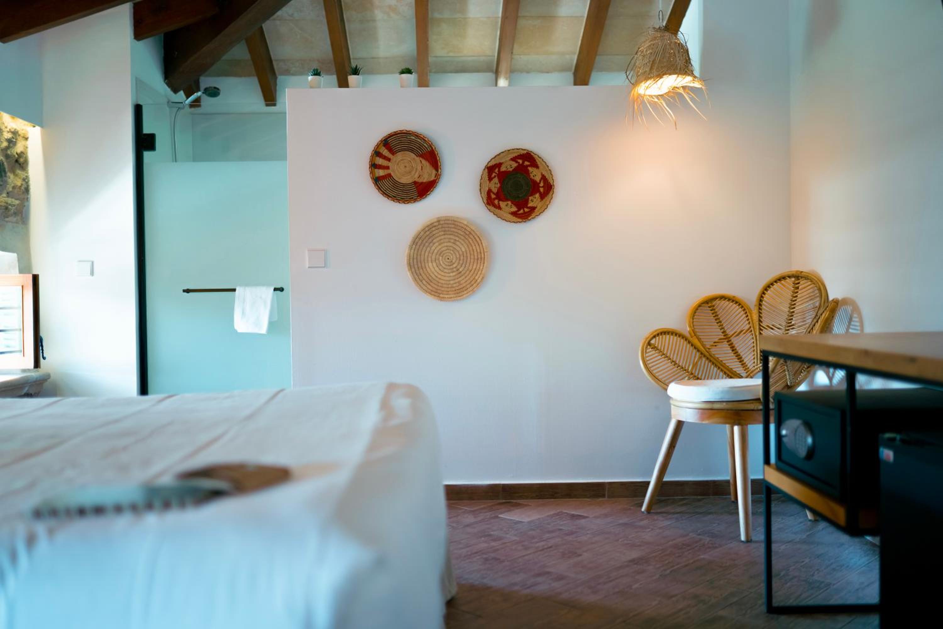 Small Double Room - Photo 3