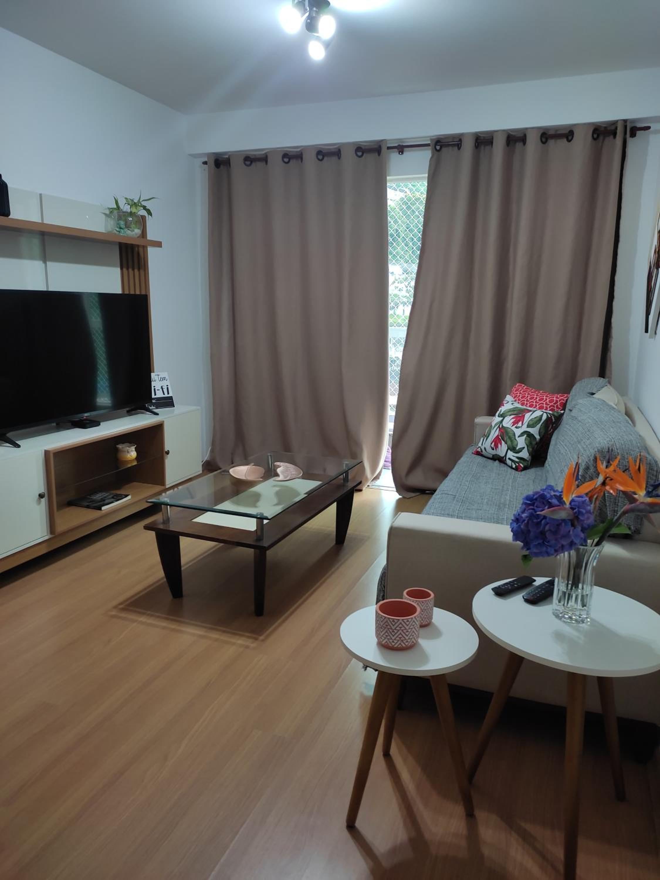 Apartment with Balcony photo 2
