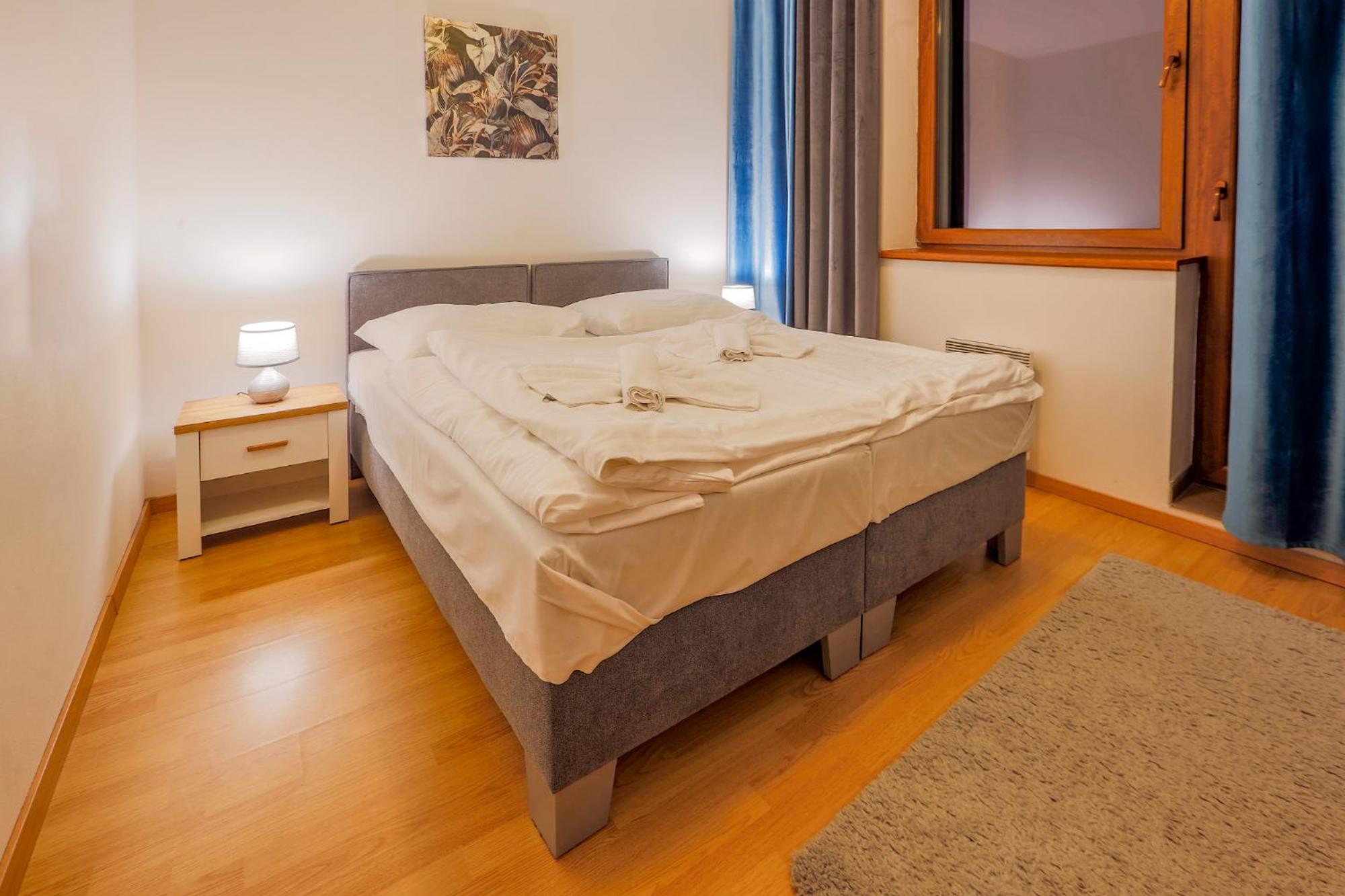 Two-Bedroom Apartment - Photo 2
