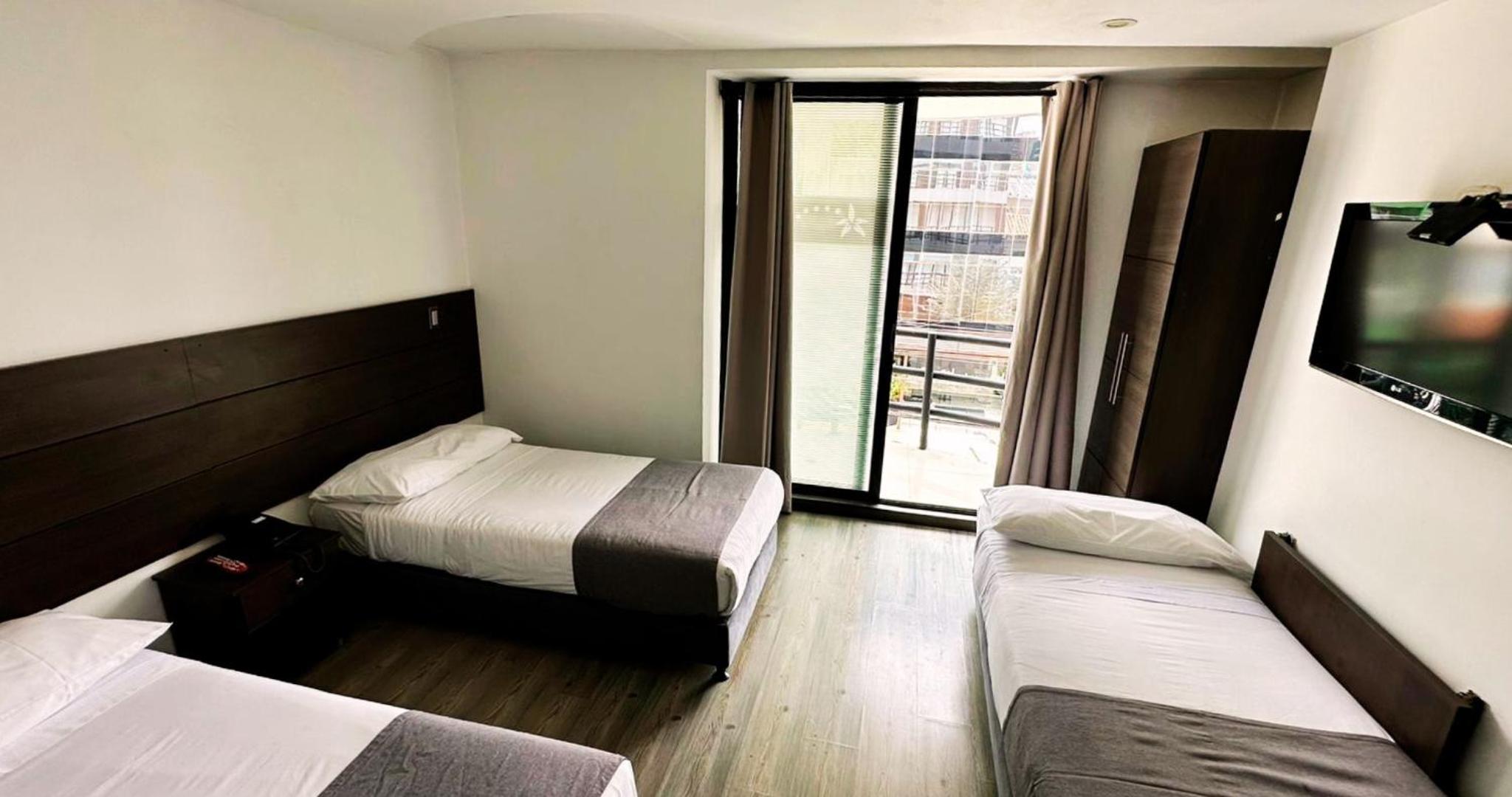 Triple Room with Private Bathroom