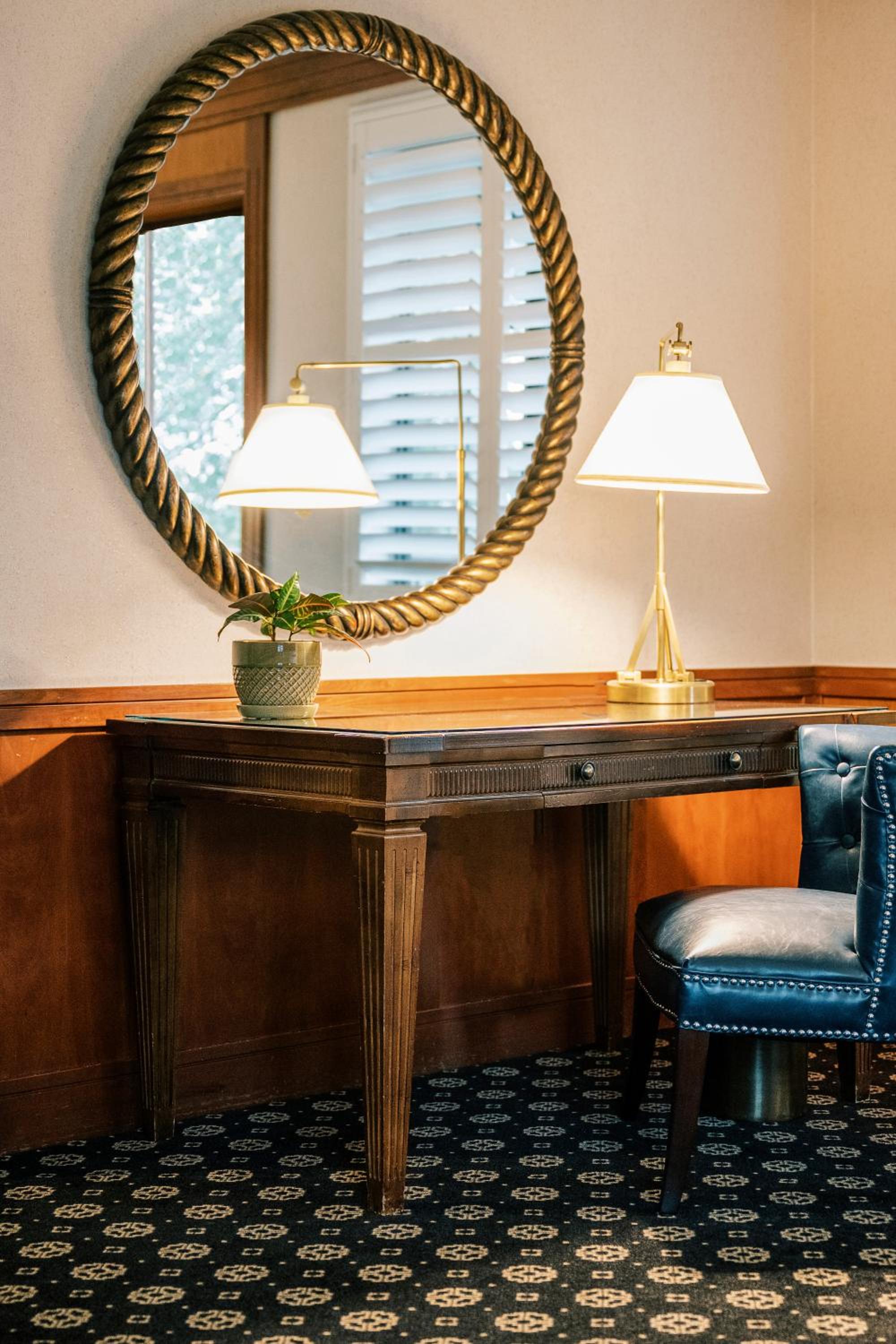 Executive King Room - Photo 4