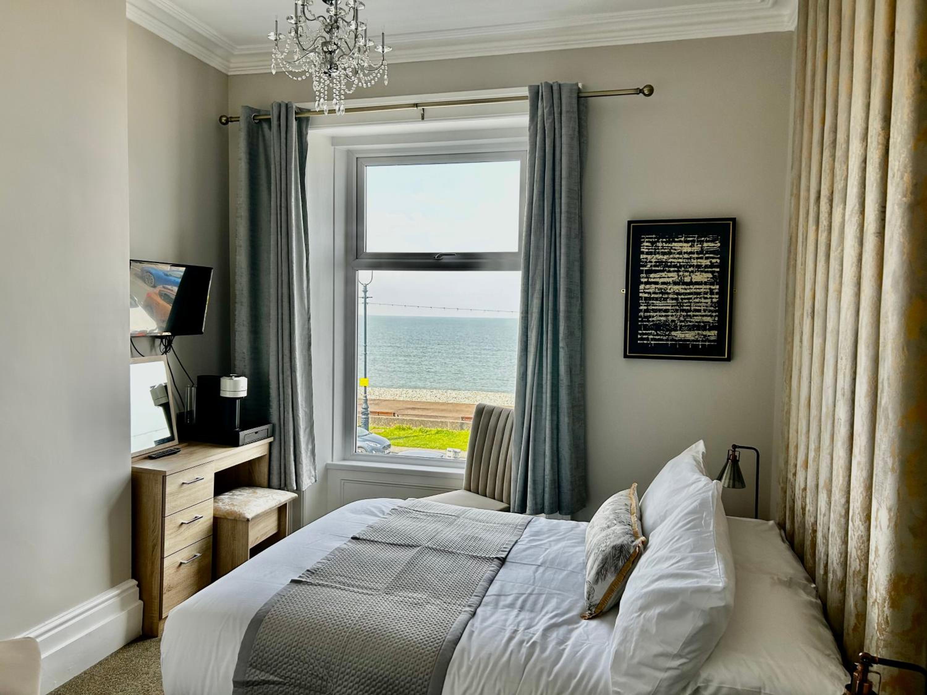 Double Room with Sea View photo 1