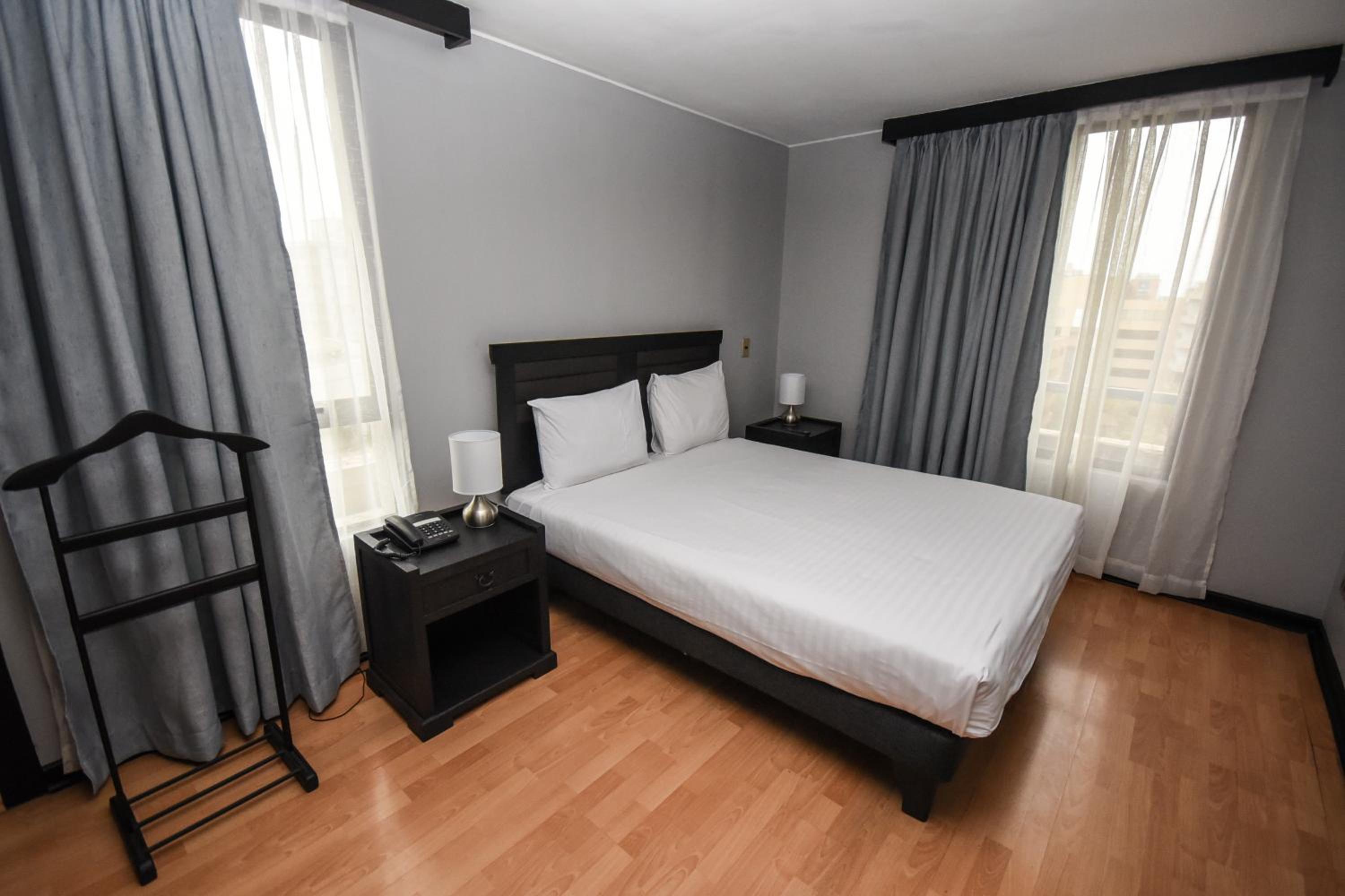Queen Room - Photo 1