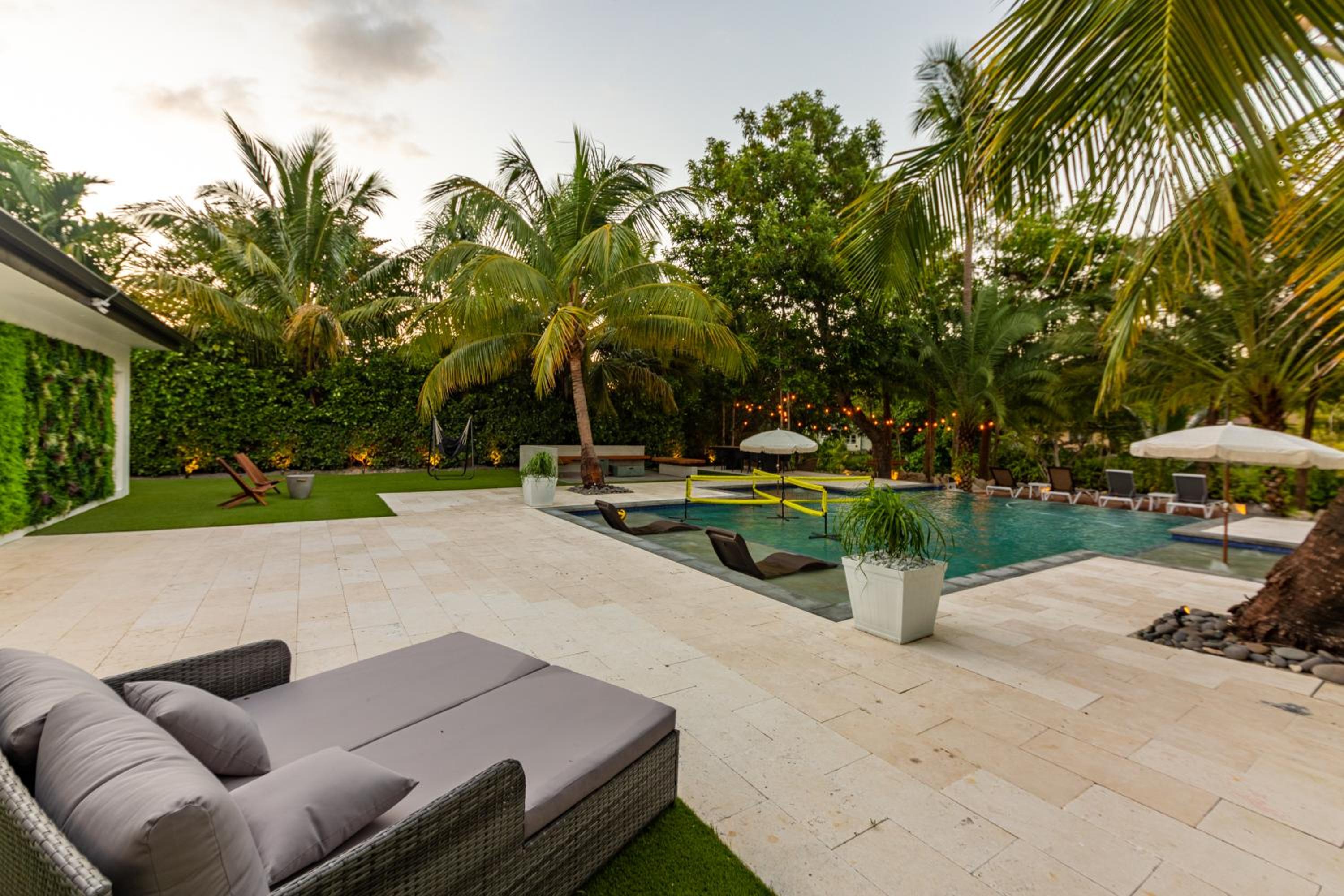 Villa photo 2