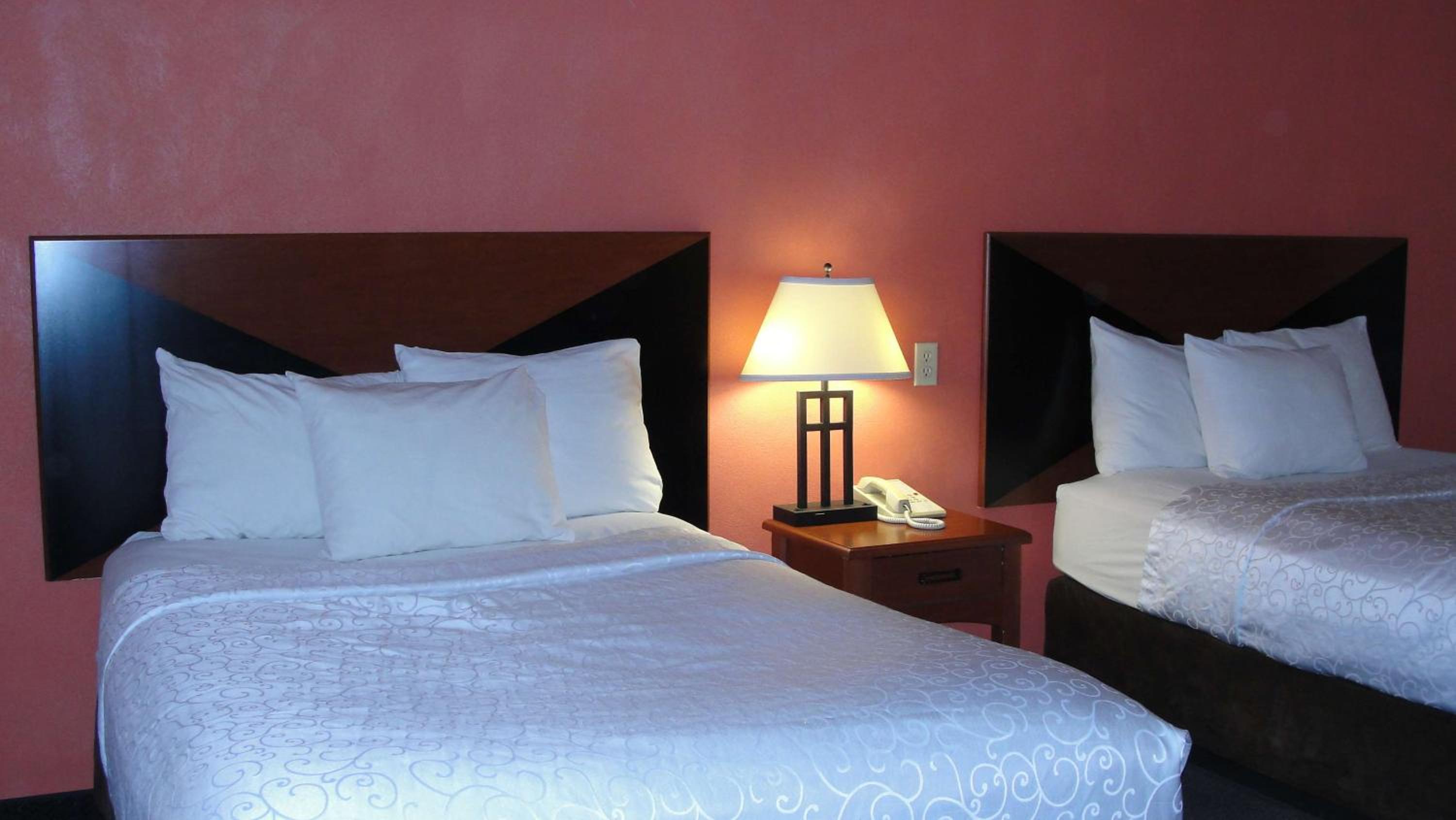 Double Room with Two Double Beds - Photo 3