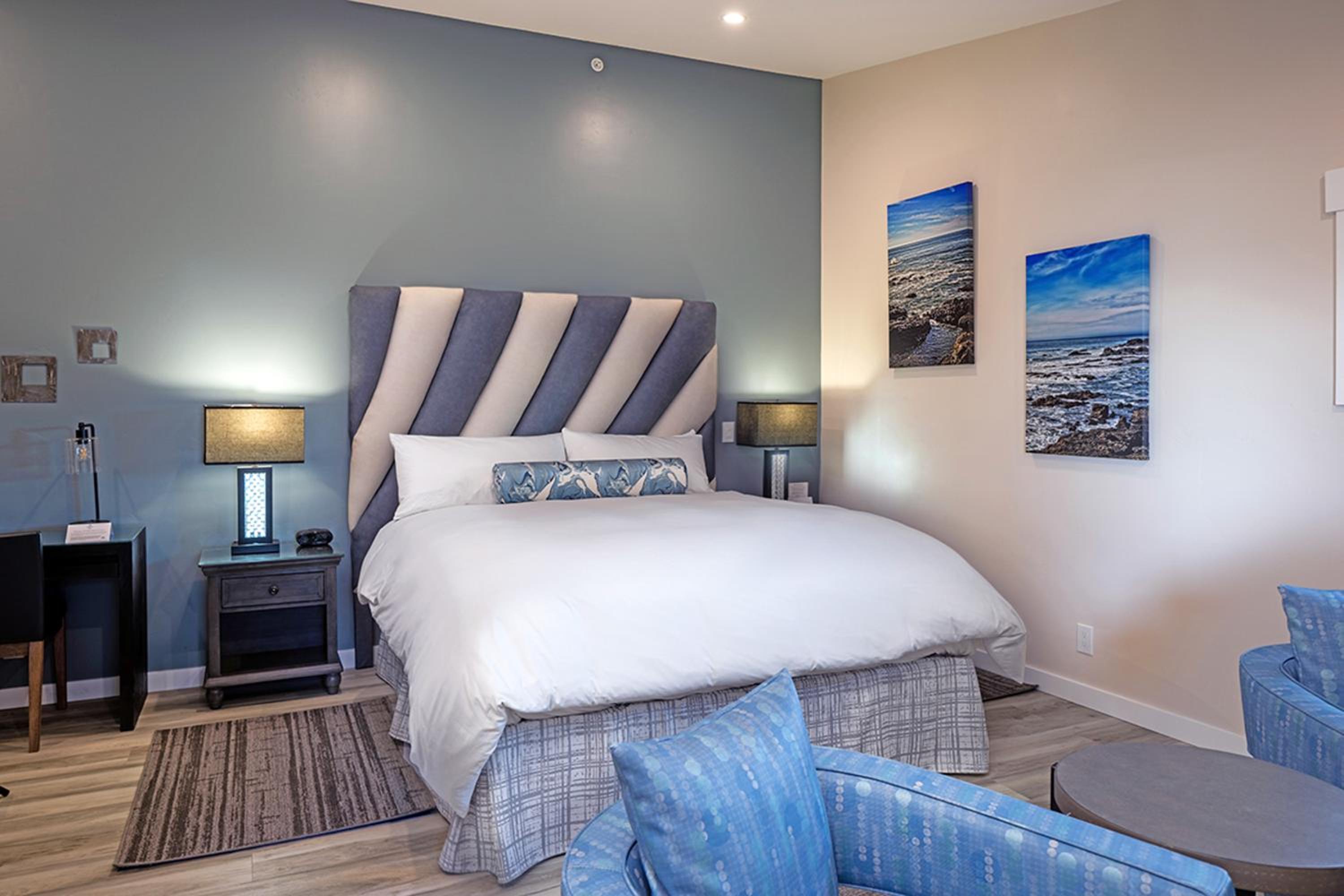 Premium King Room - Photo 1