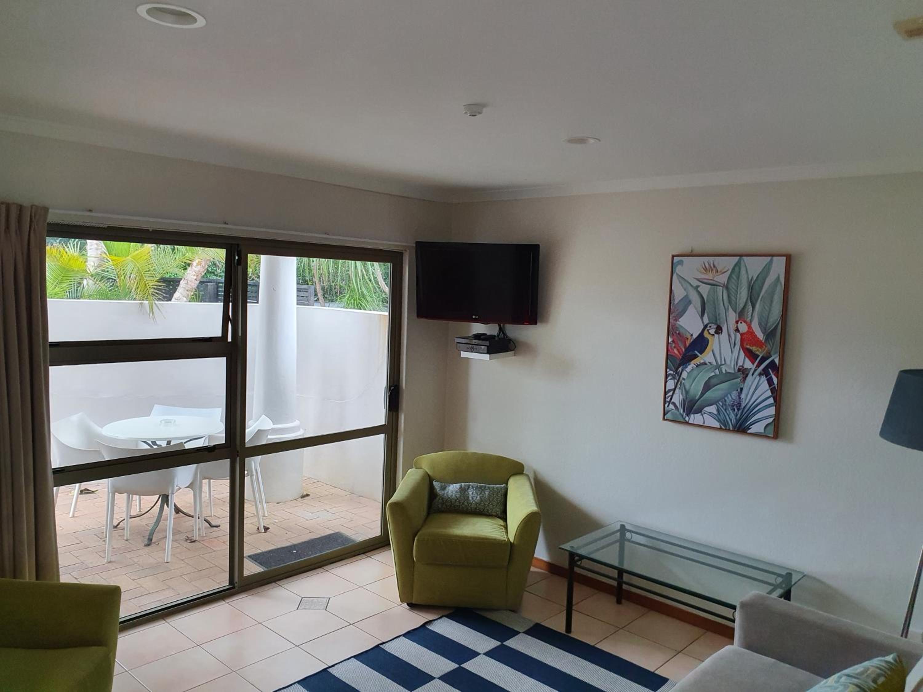 Two-Bedroom Apartment with Hot Tub photo 1