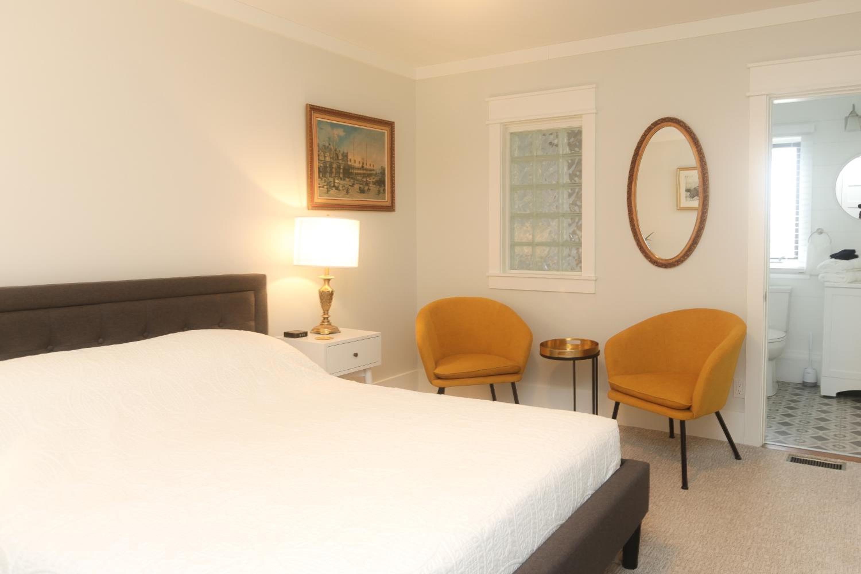 Queen Suite