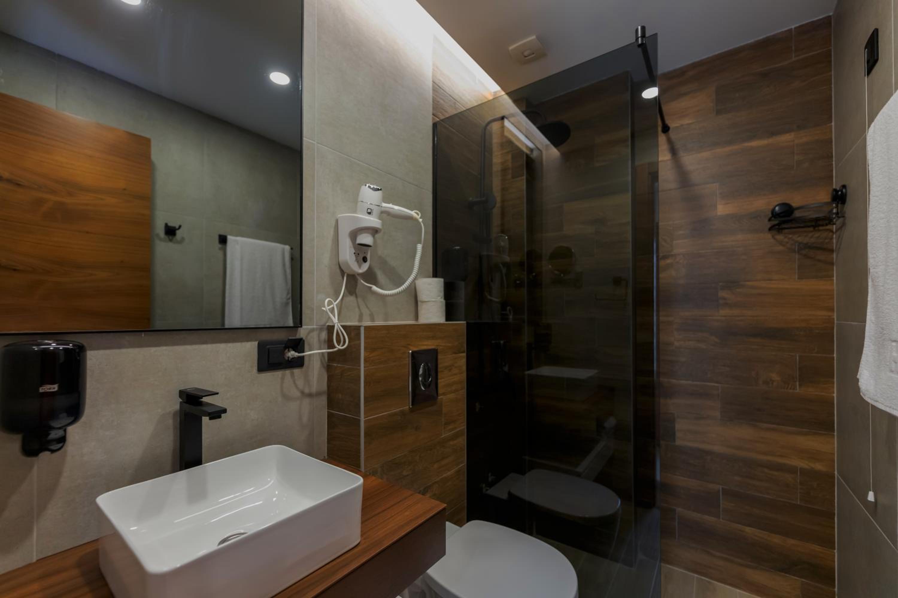 Deluxe Twin Room photo 2