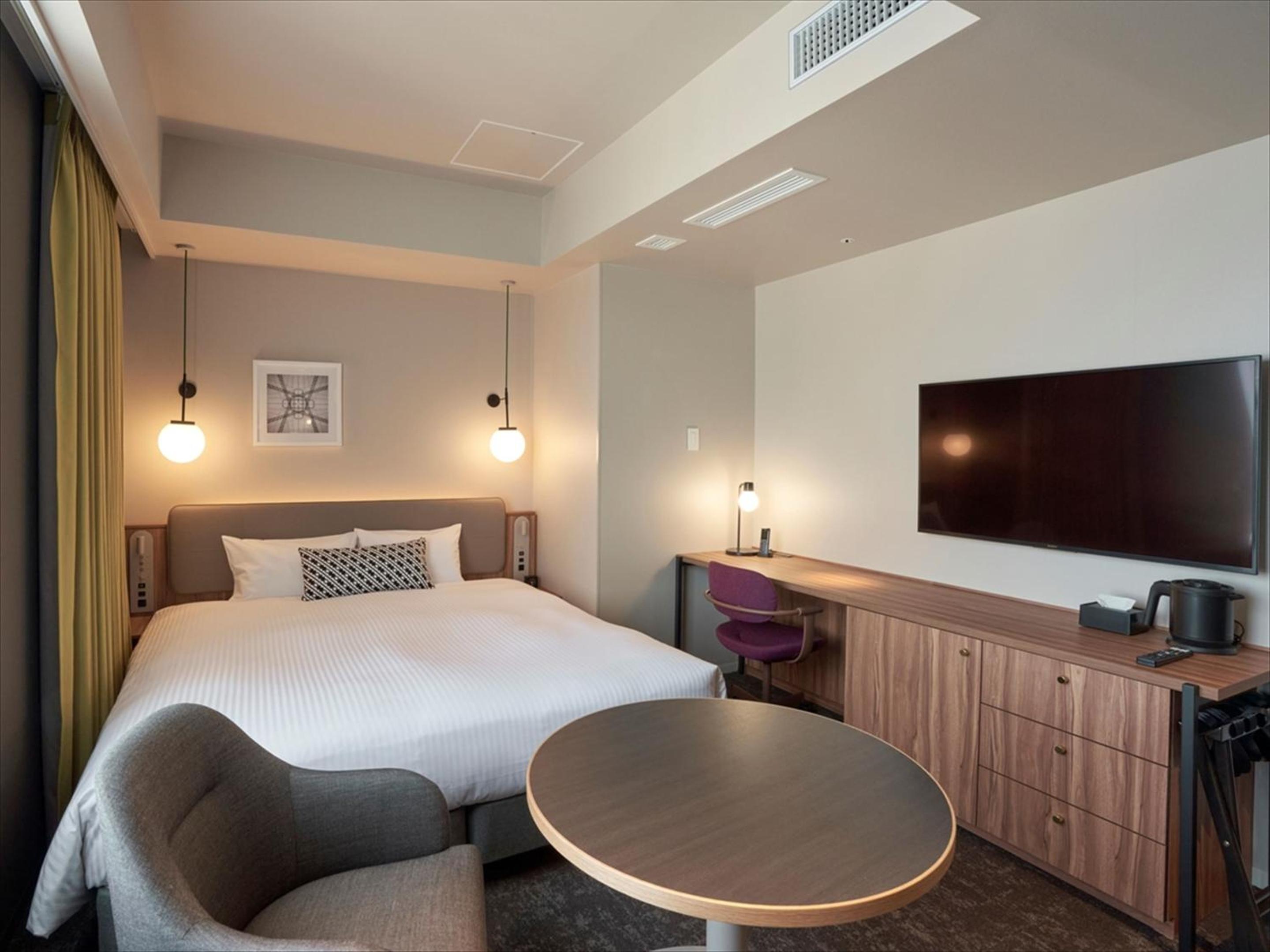 Standard King Room - Photo 10