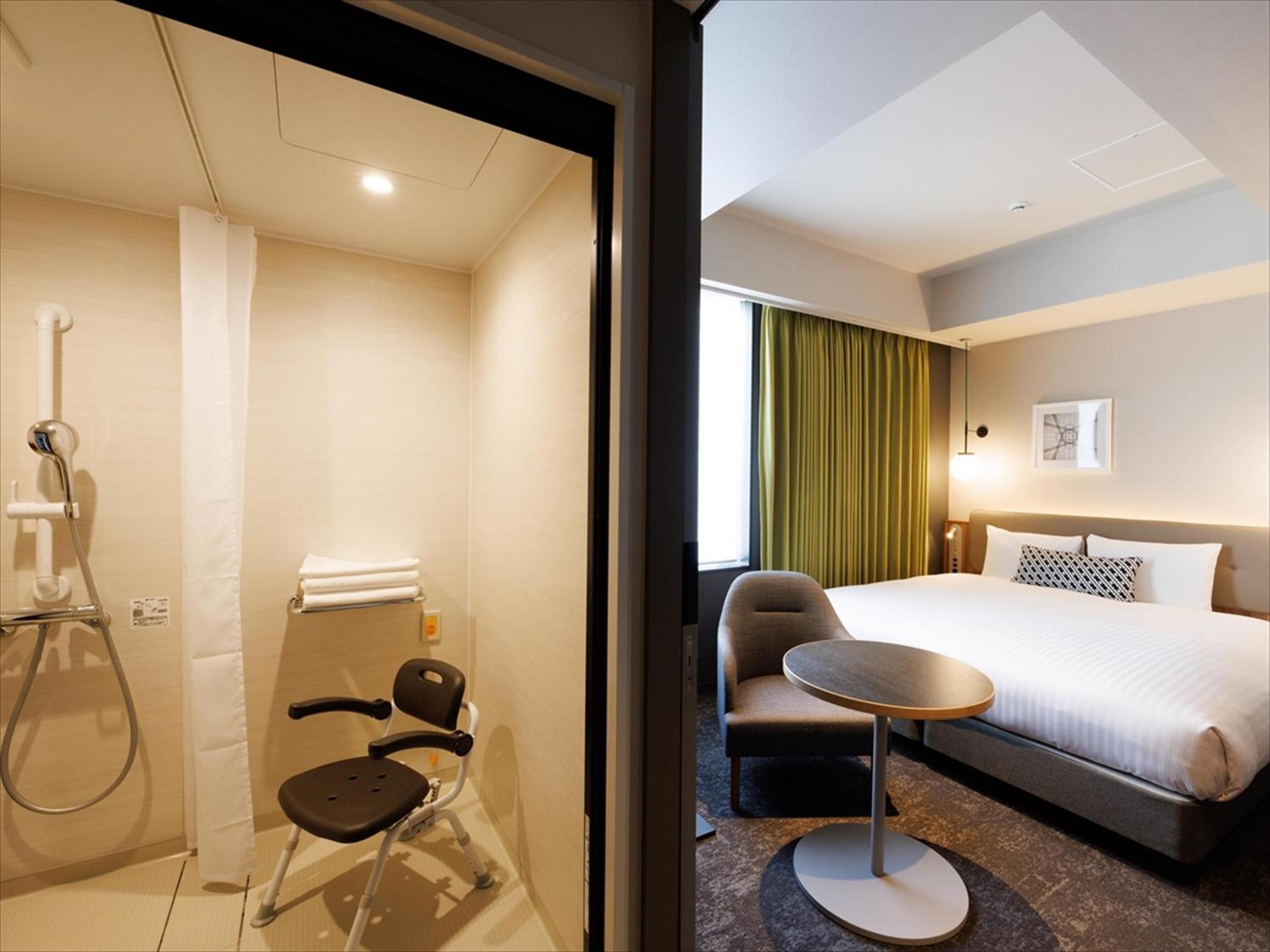 Universal Room - Photo 17