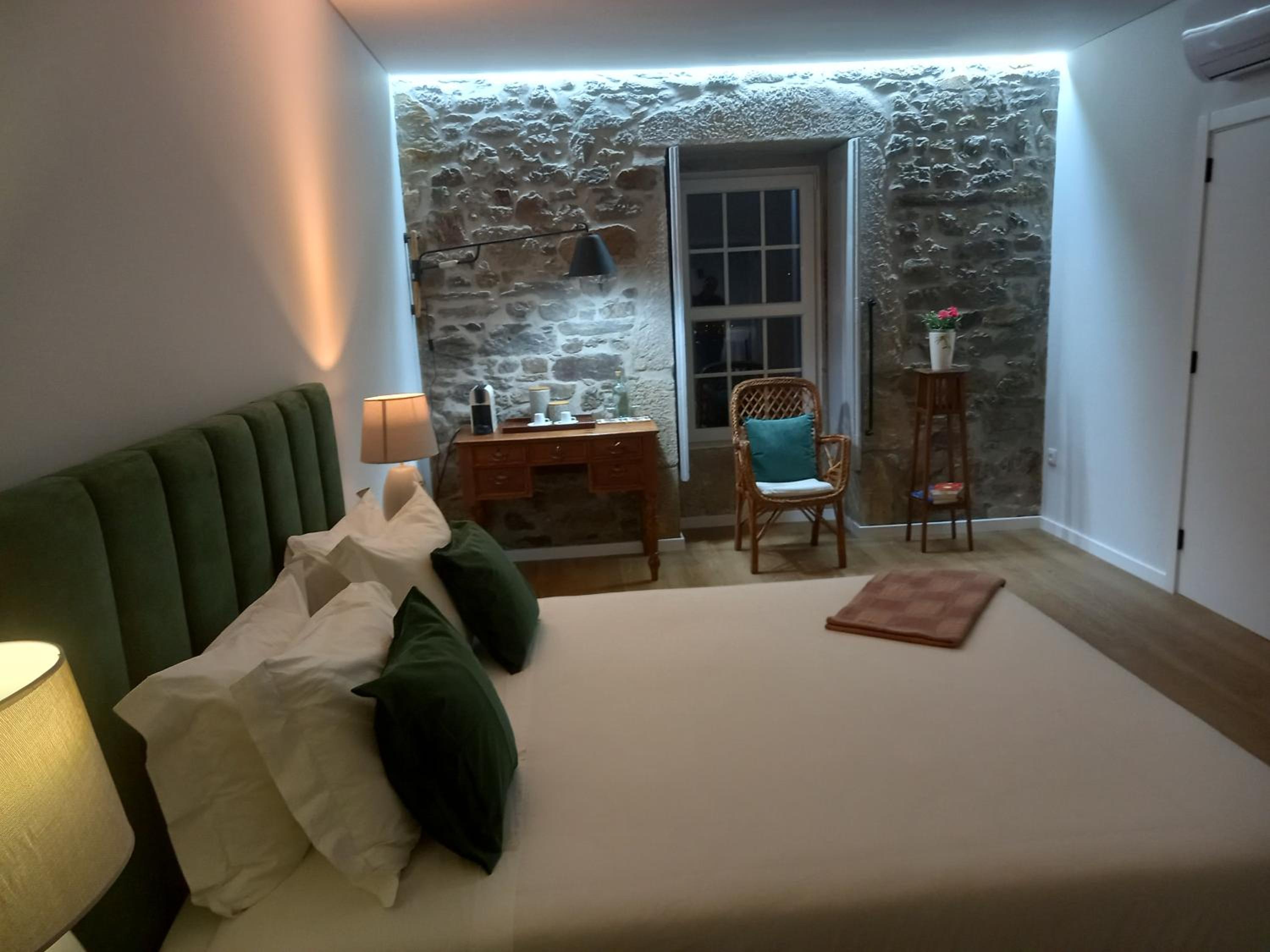 Suite with City View - Photo 1