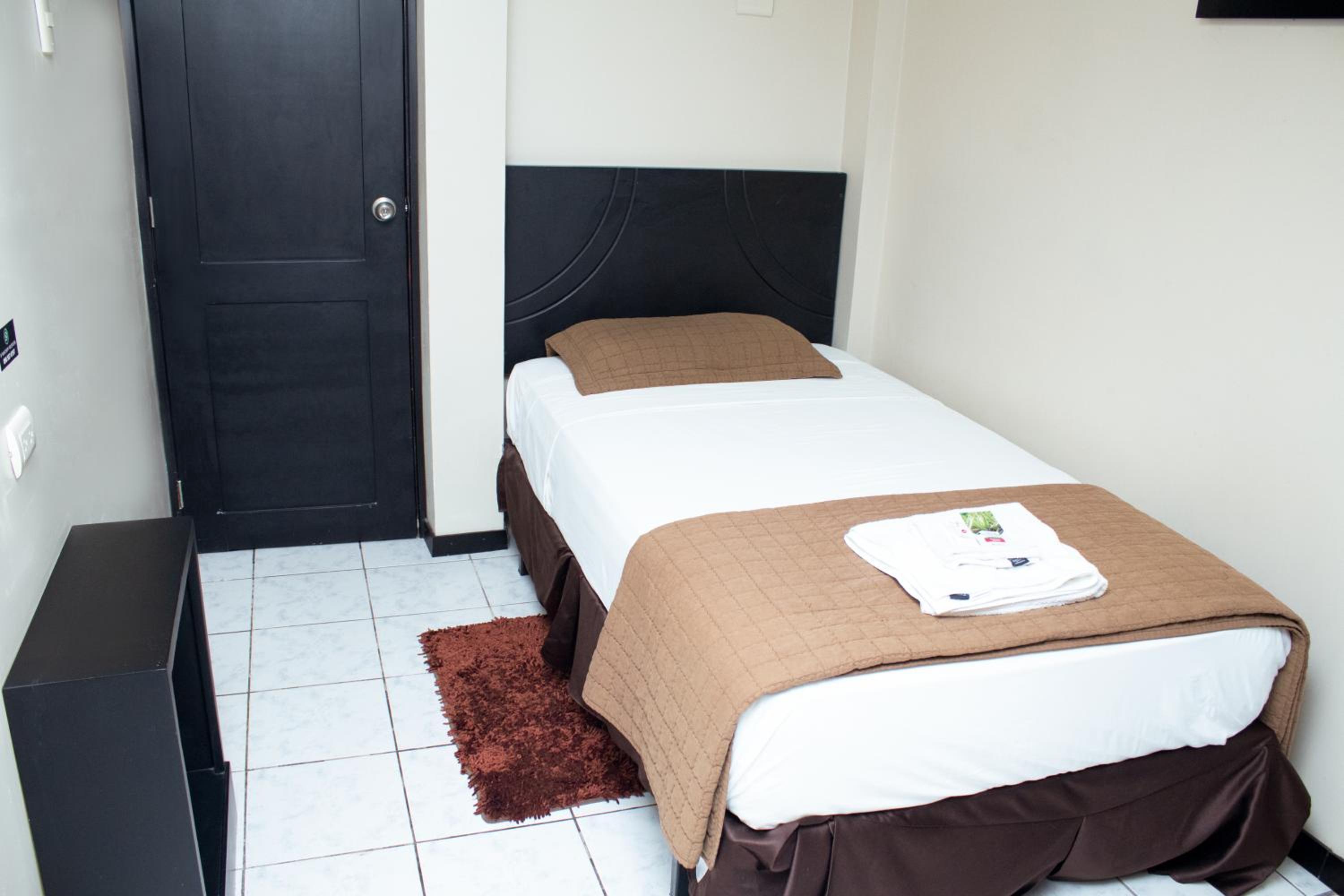 Economy Single Room