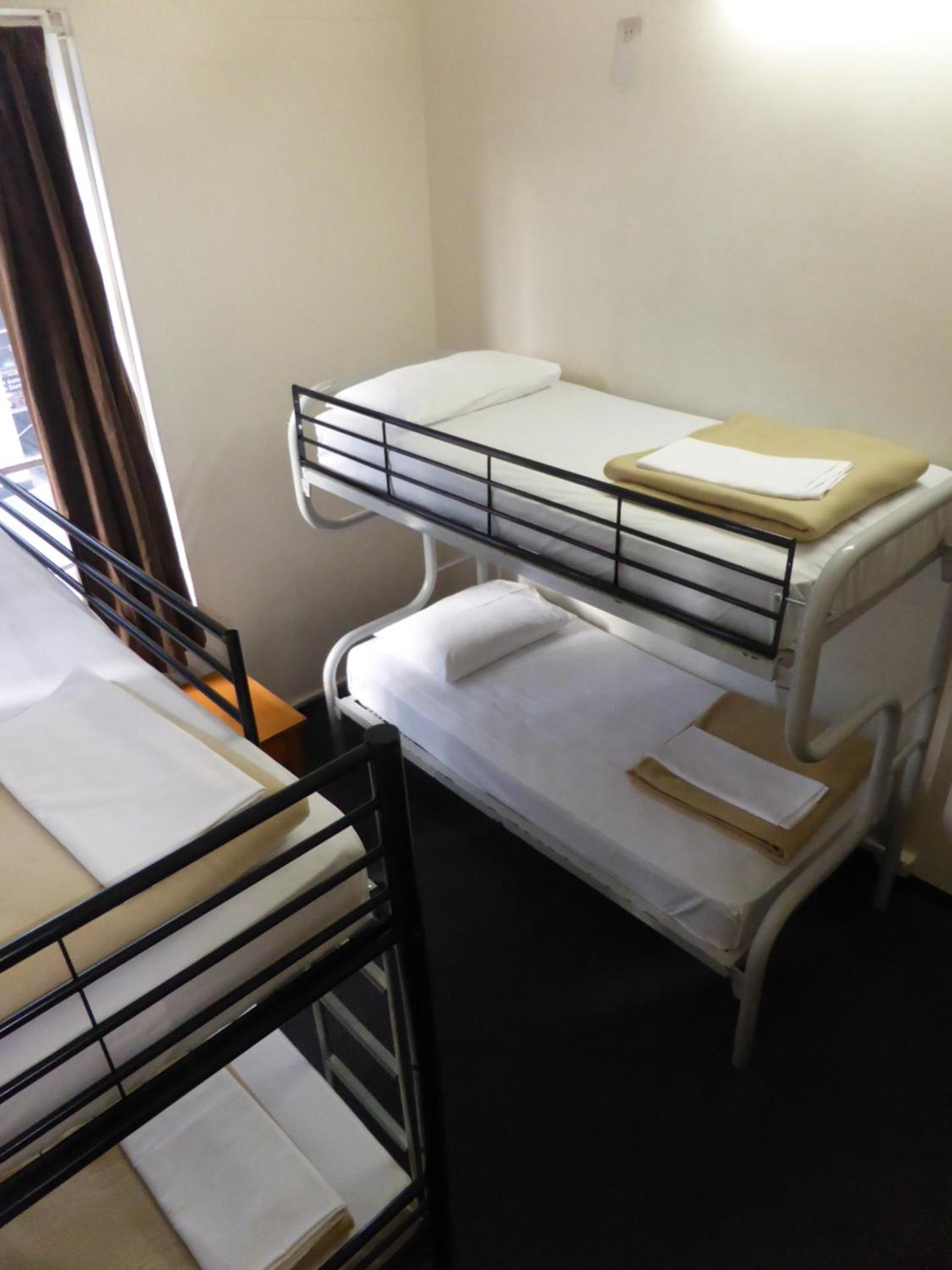 Bed in 4-Bed Mixed Dormitory Room with Shared Bathroom photo 2